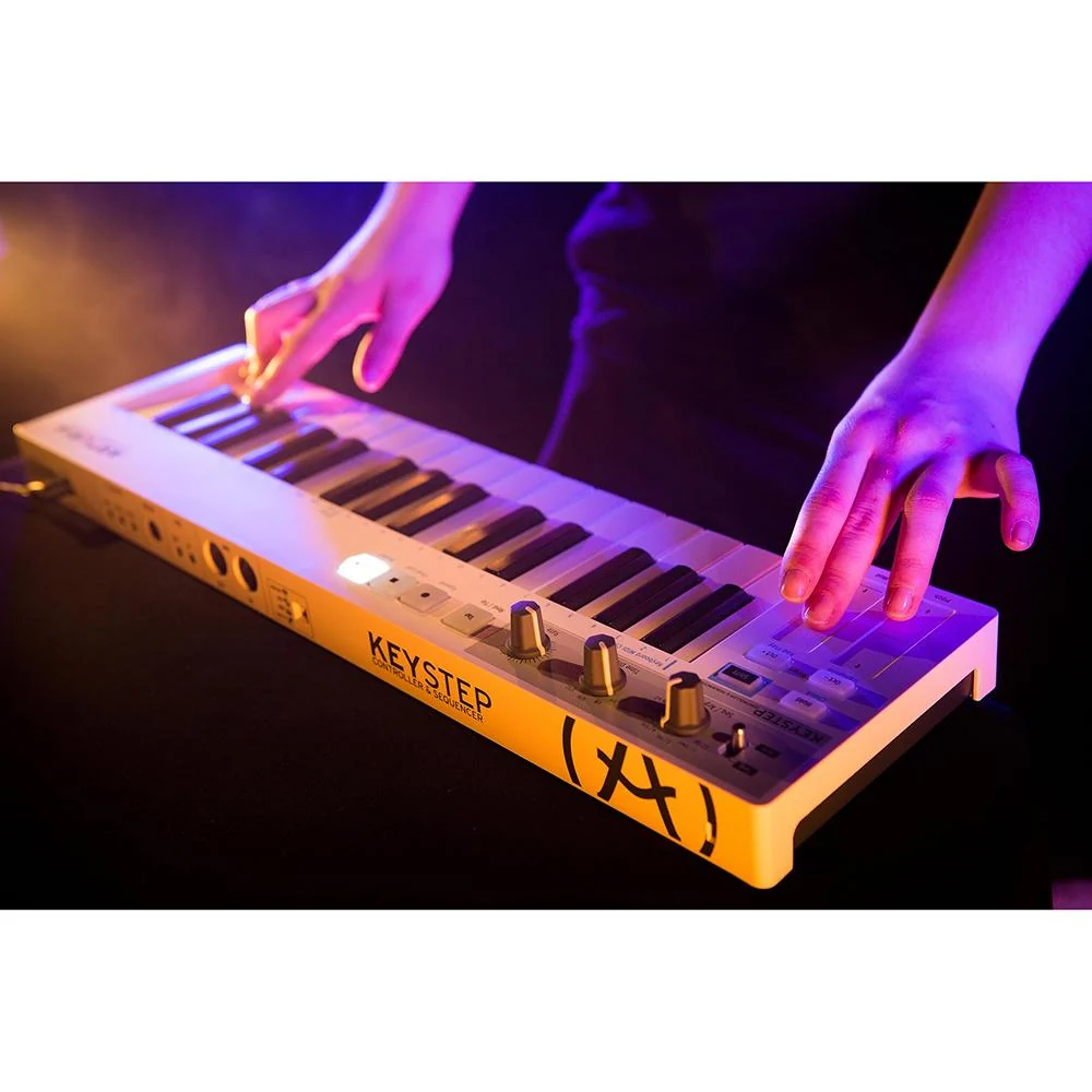 Arturia KeyStep 32-Key MIDI Controller and Sequencer Keyboard, White - Image 12