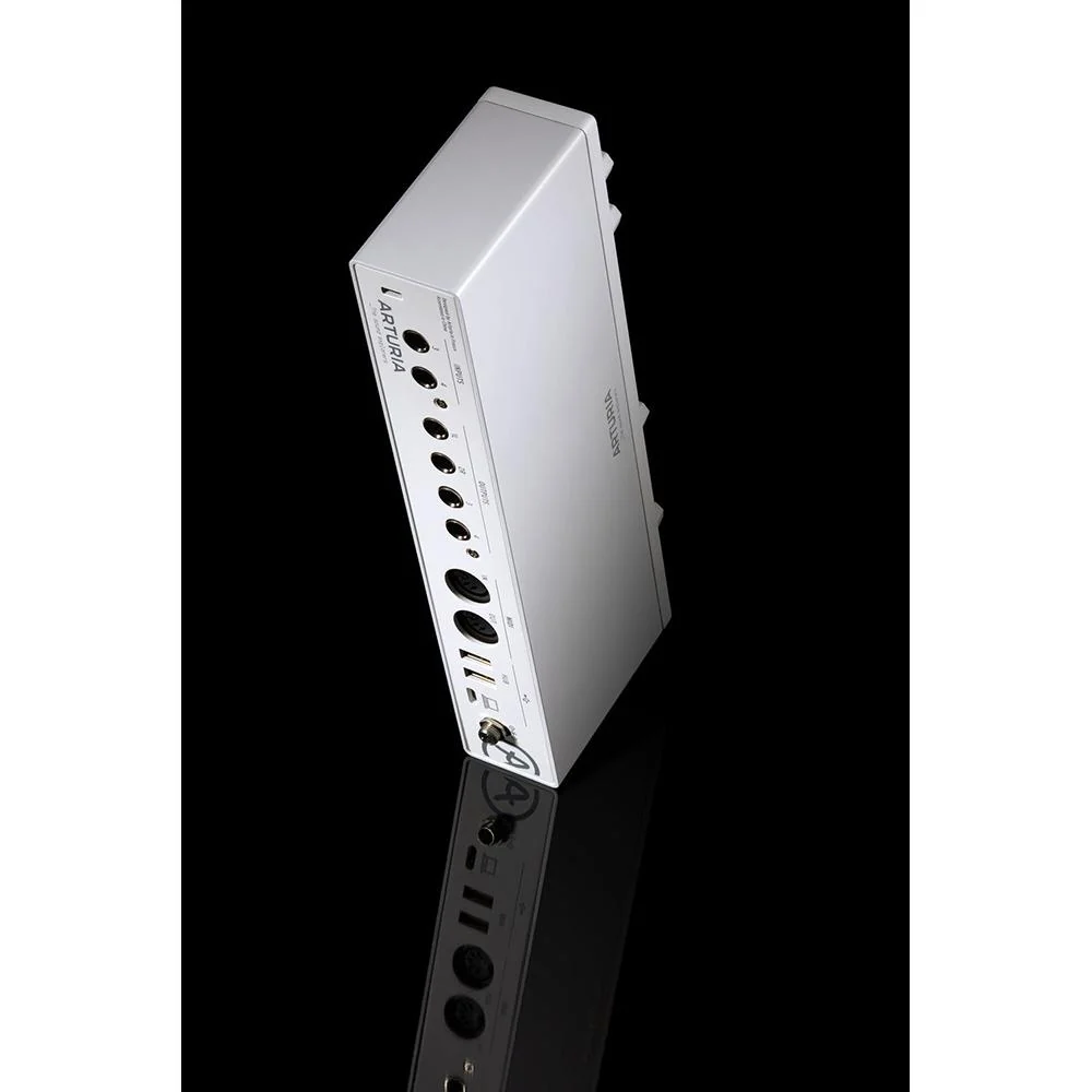 Arturia MiniFuse 4 Portable 4x Input USB-C MIDI Audio Interface, White - Refurbished - Image 6