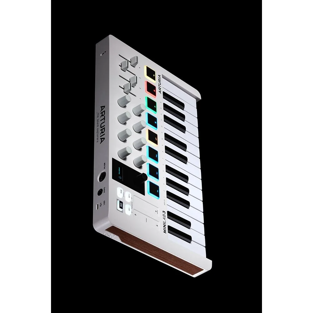 Arturia MiniLab 3 25-Key MIDI Controller Keyboard, White + 2 Yr Protection Pack - Image 6