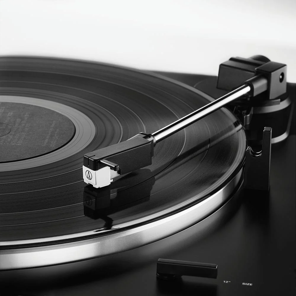 Audio-Technica AT-LP60XBT-USB Fully Automatic Belt-Drive Turntable with Bluetooth, USB - Image 8