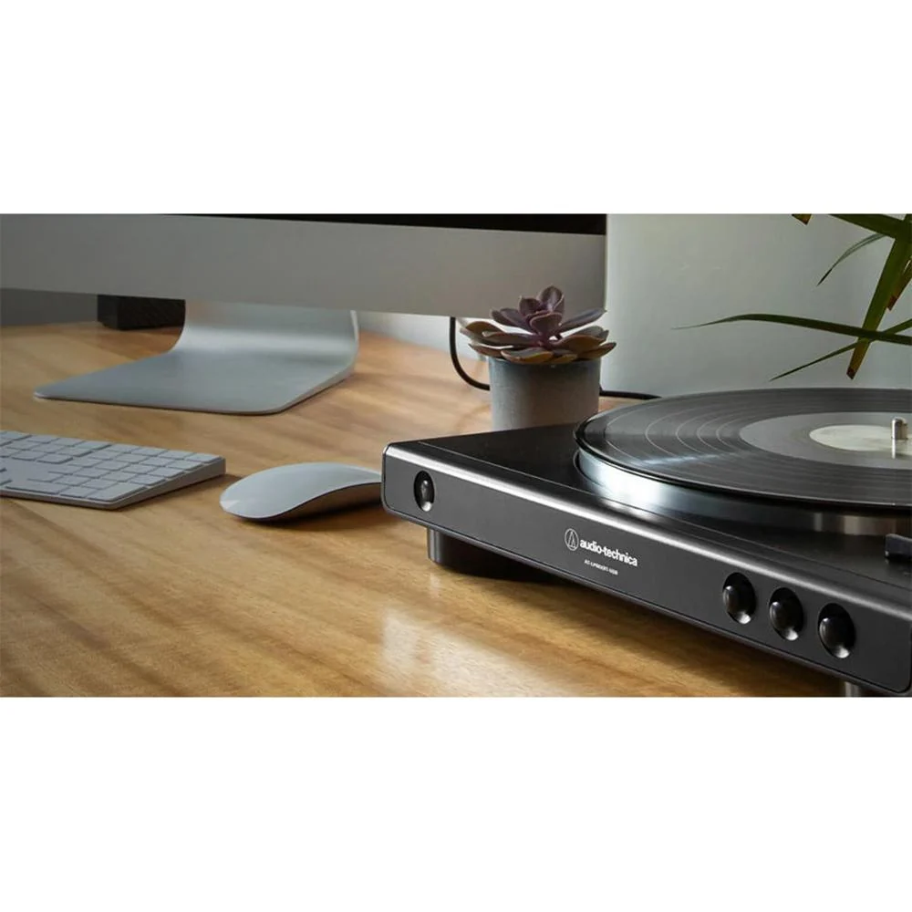 Audio-Technica Fully Automatic Turntable with Bluetooth, USB w/ Deco Gear Turntable Guide - Image 11