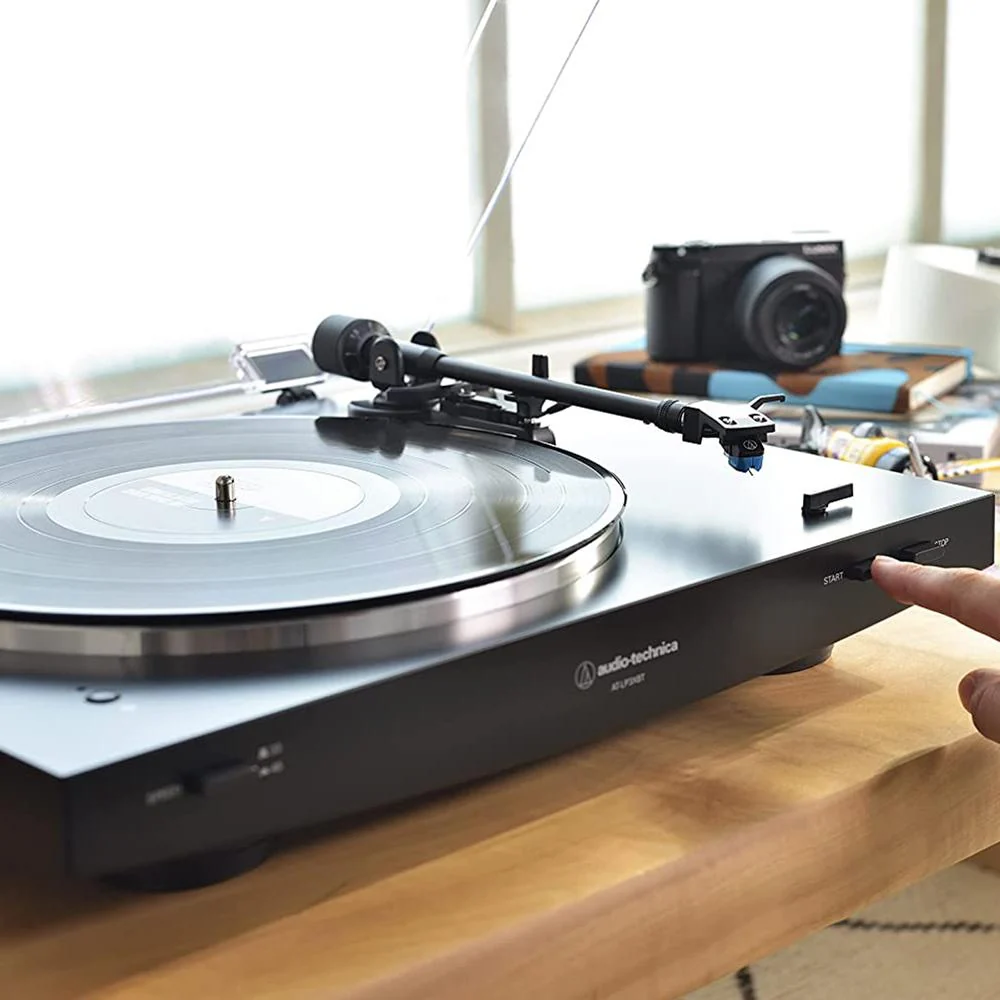 Audio-Technica Fully Automatic Wireless Belt-drive Turntable, White w/ 2 Yr Warranty Bundle - Image 9