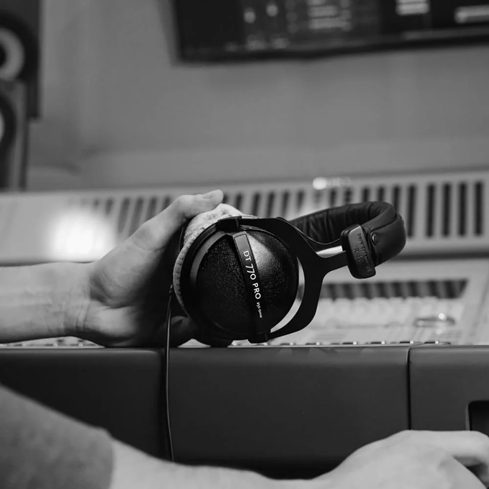 BeyerDynamic DT 770 PRO 250 Ohms Studio Headphones Open Box with 1 Year Warranty - Image 7