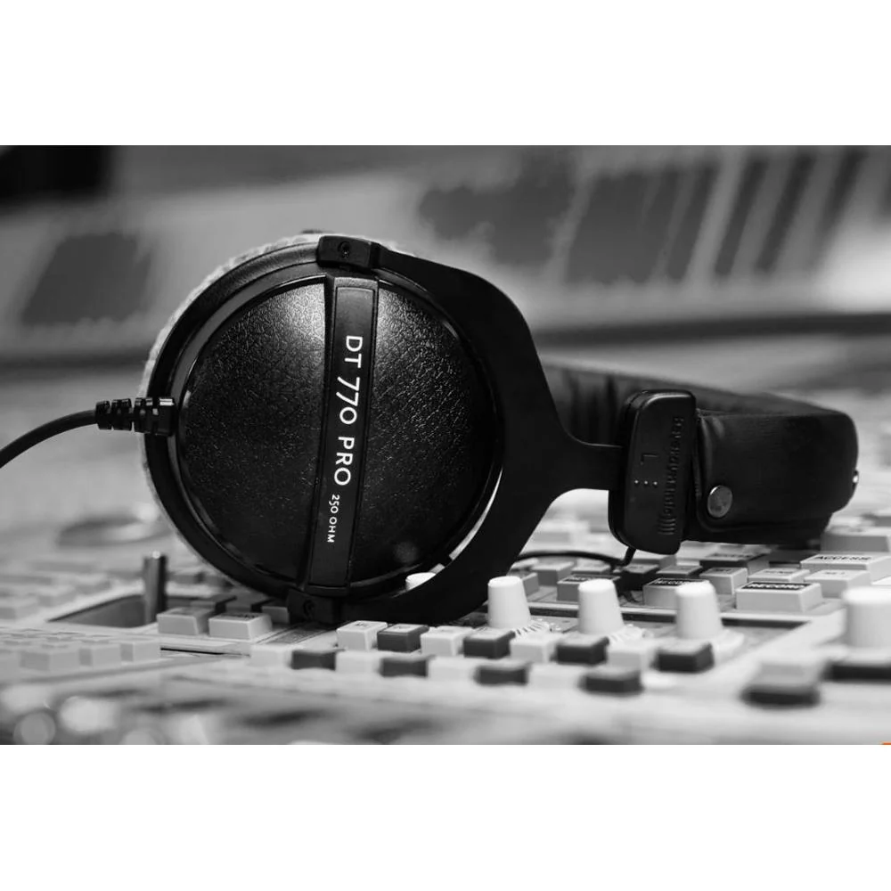 BeyerDynamic DT 770 PRO 250 Ohms Studio Headphones Open Box with 1 Year Warranty - Image 9