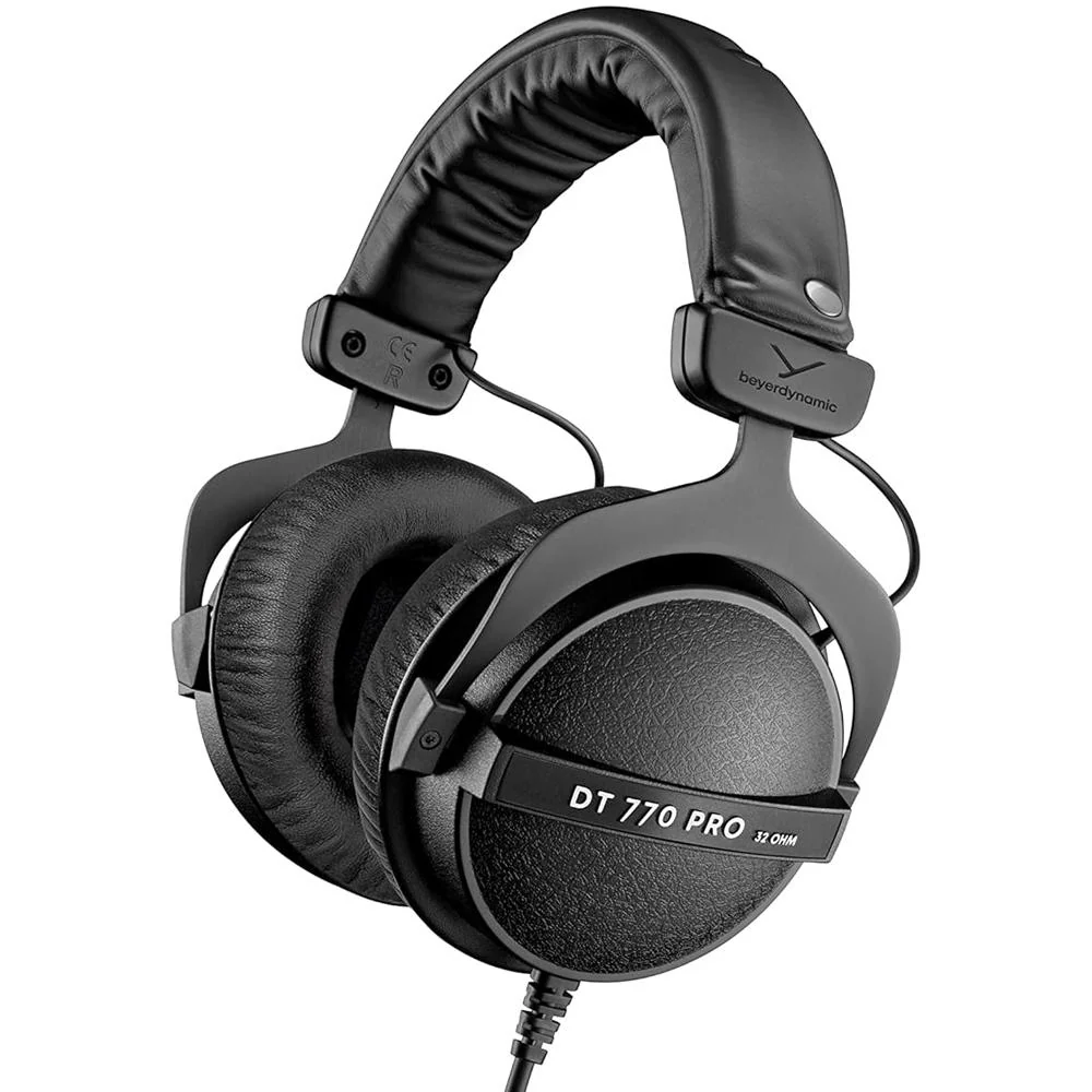 BeyerDynamic DT 770 PRO Closed Dynamic Studio Headphones, 32 Ohms with Case - Image 3