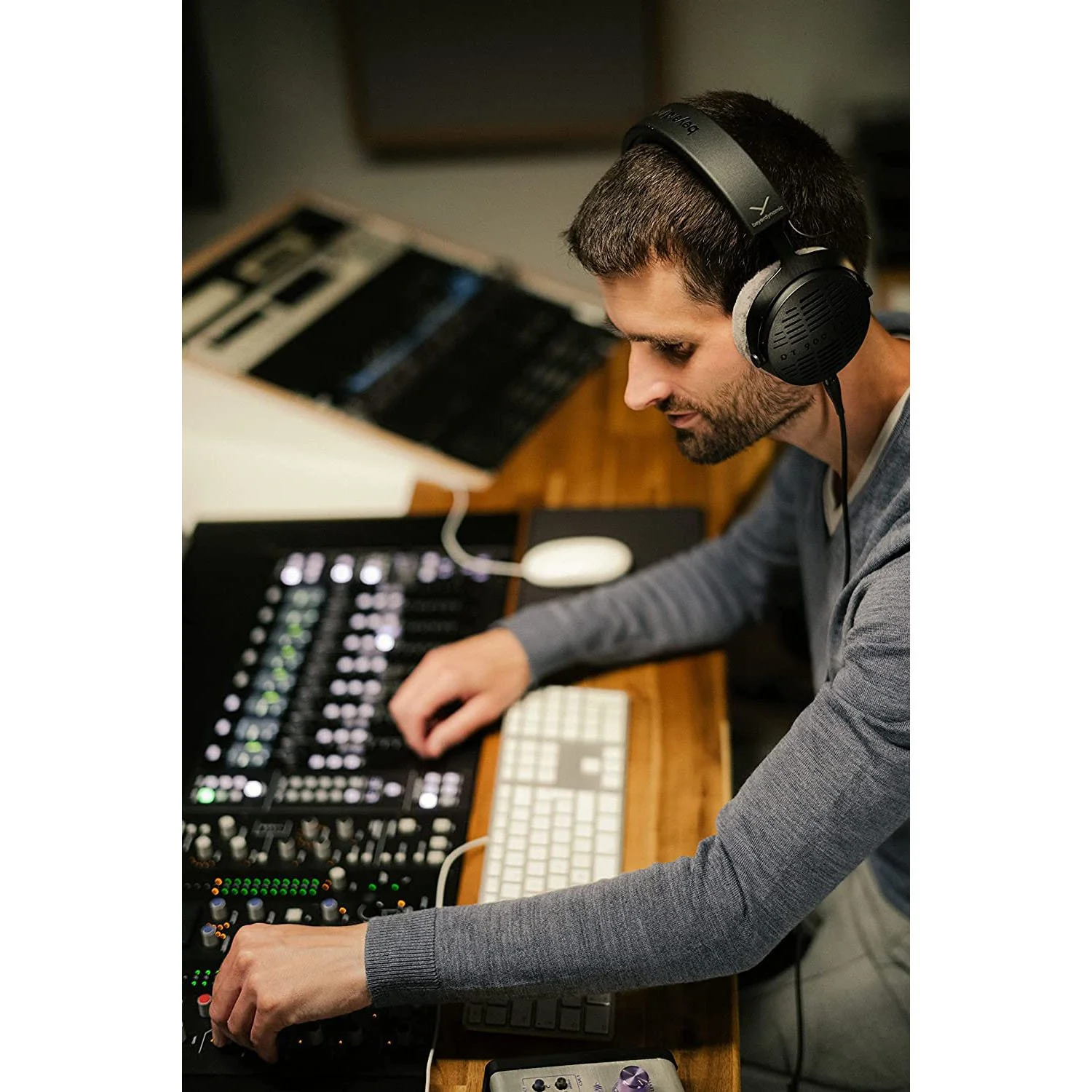 BeyerDynamic DT 900 PRO X Open-Back Studio Headphones for Mixing & Mastering - Open Box - Image 8