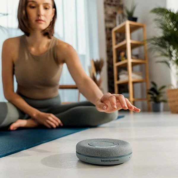BeyerDynamic SPACE Wireless Bluetooth Personal Speakerphone, Aqua Marine - Image 4