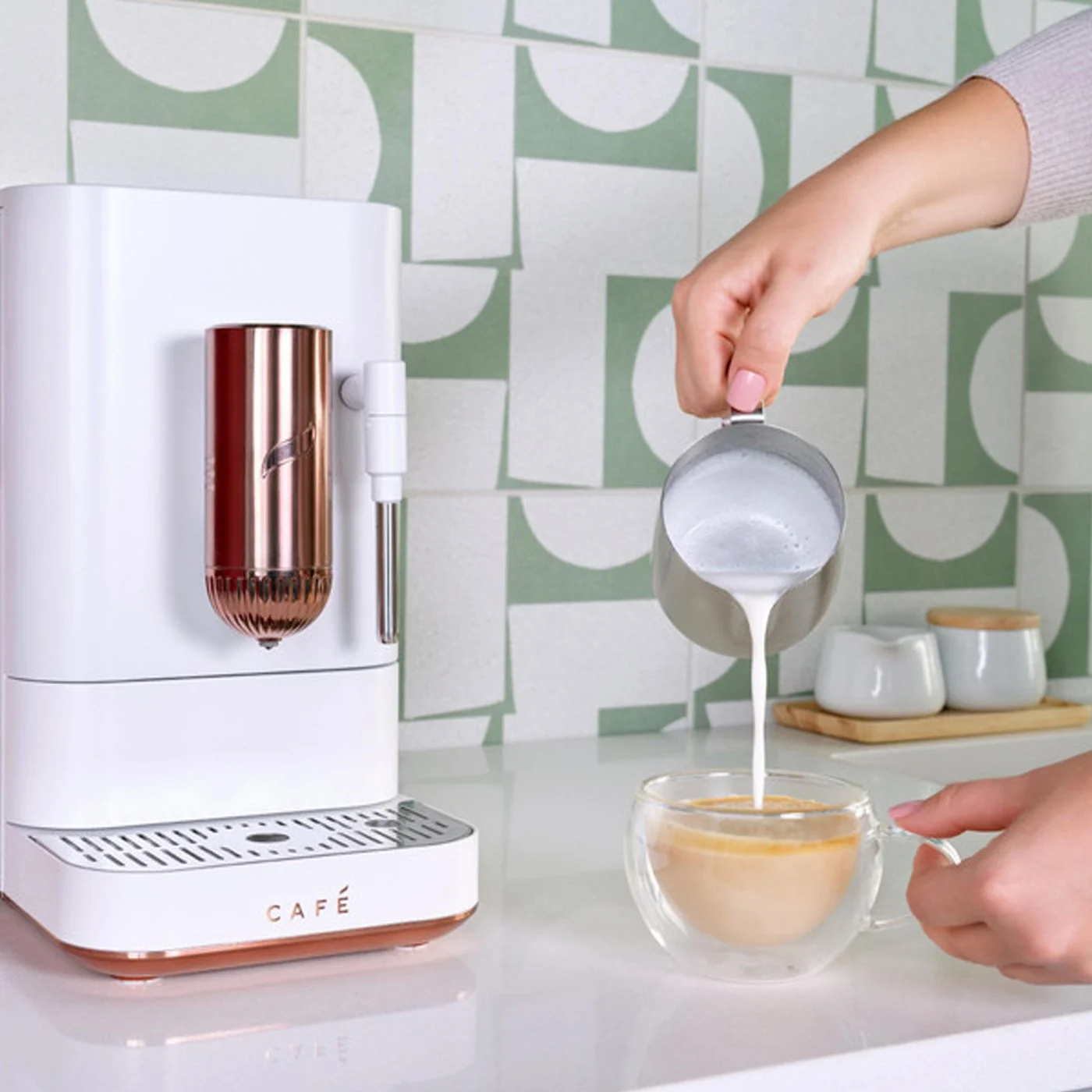 Cafe Affetto Automatic Espresso Machine, Milk Frother, White, 1.2L, (Refurbished) - Image 9
