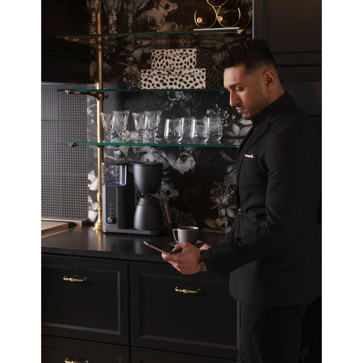 Cafe Specialty Drip Coffee Maker: SCA Certified, 10-Cup - Matte Black (Refurbished) - Image 16