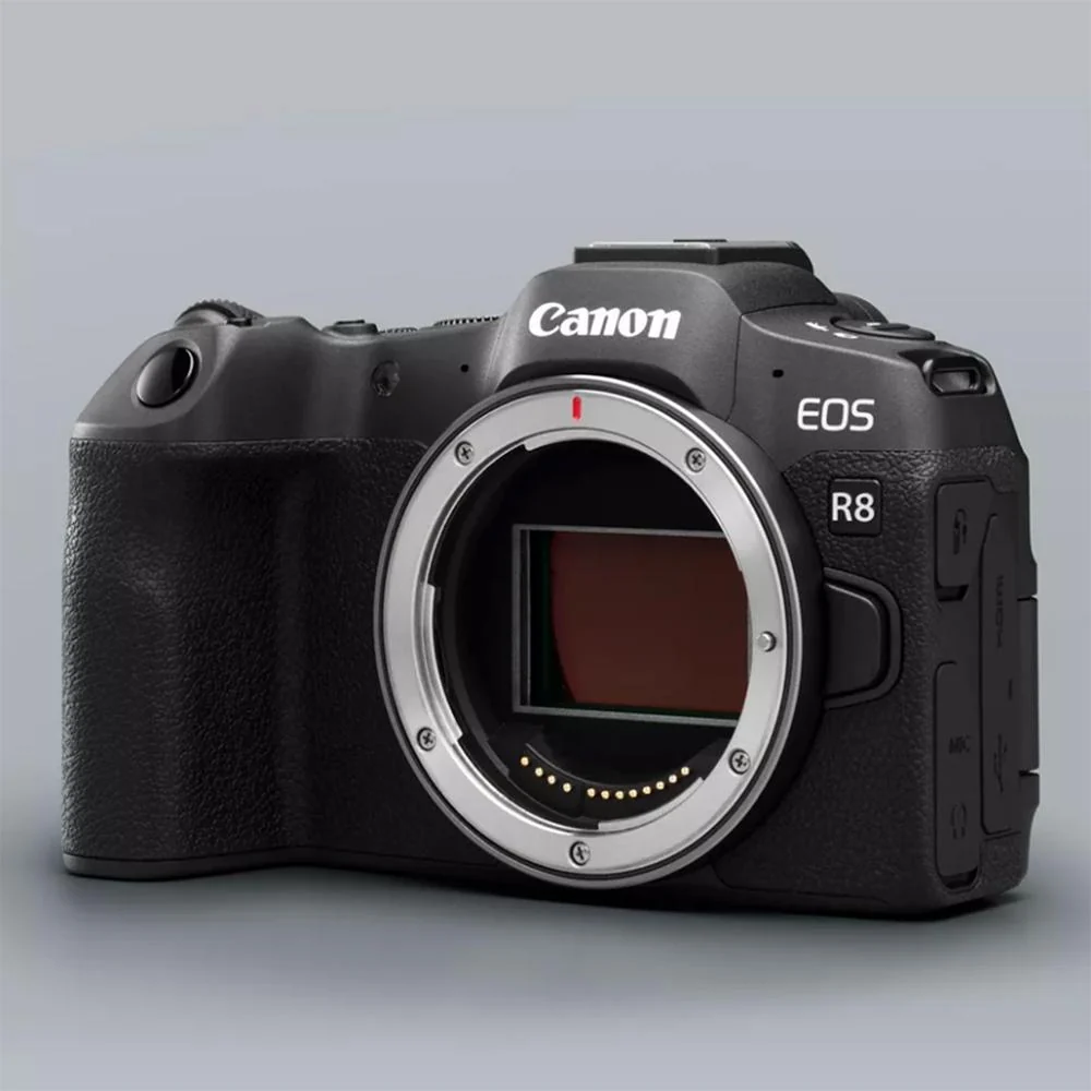 Canon EOS R8 Camera Content Creator Kit + 1TB Portable SSD + 2x 64GB Card + Reader - Image 9