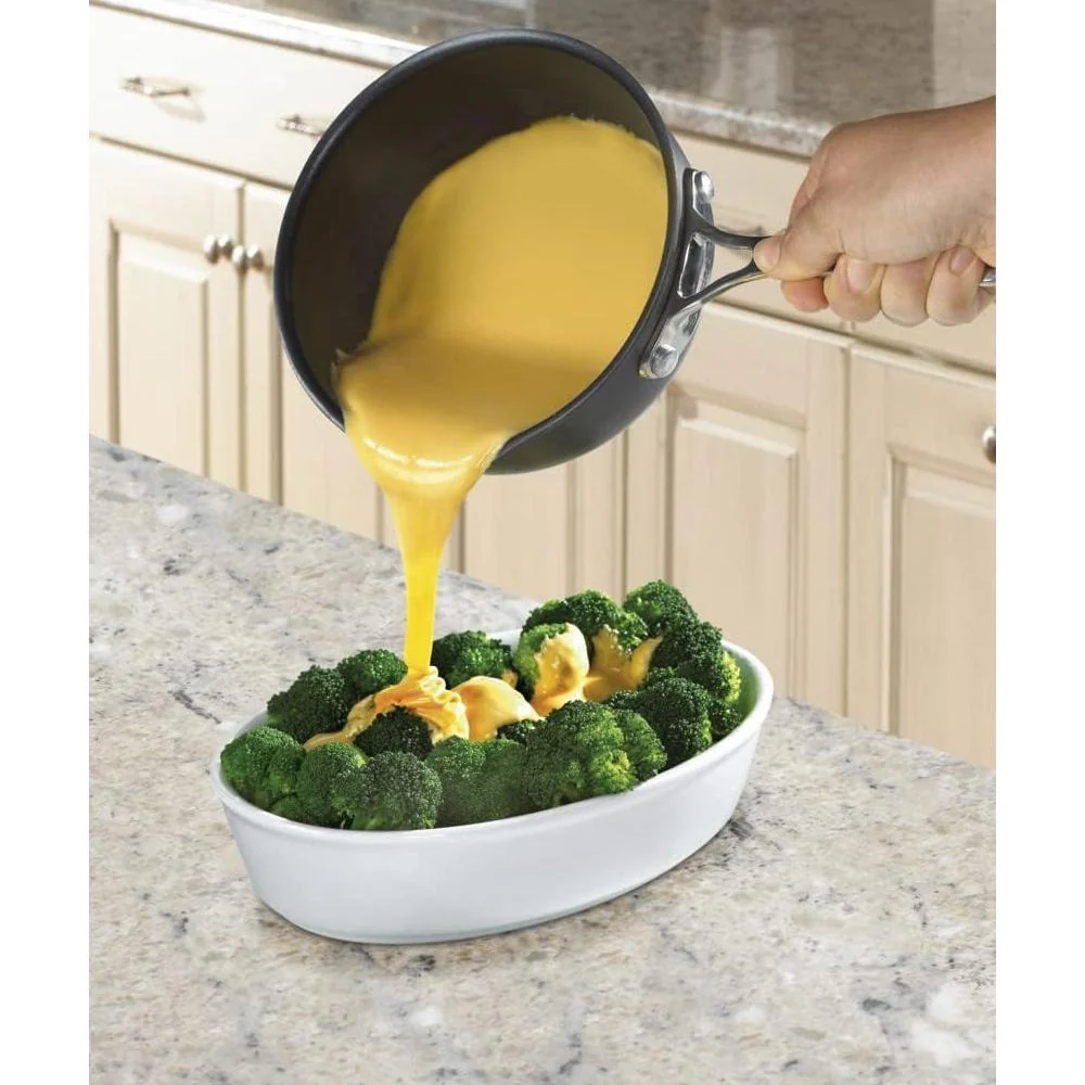 Cuisinart Chef's Classic Nonstick Hard-Anodized 1-Quart Open Pour Saucier 635-16OP - Image 6