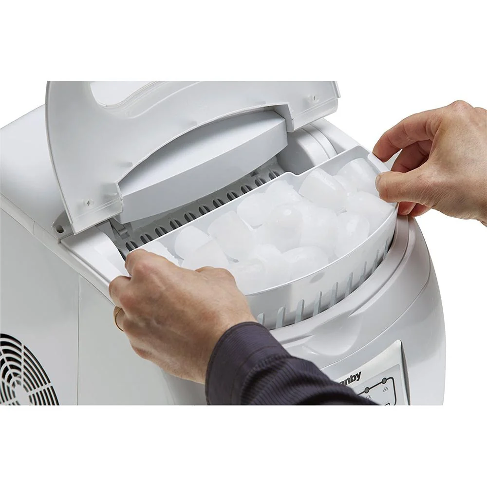 Danby 2 lb Portable Ice Maker in White - DIM2500WDB - Open Box - Image 5