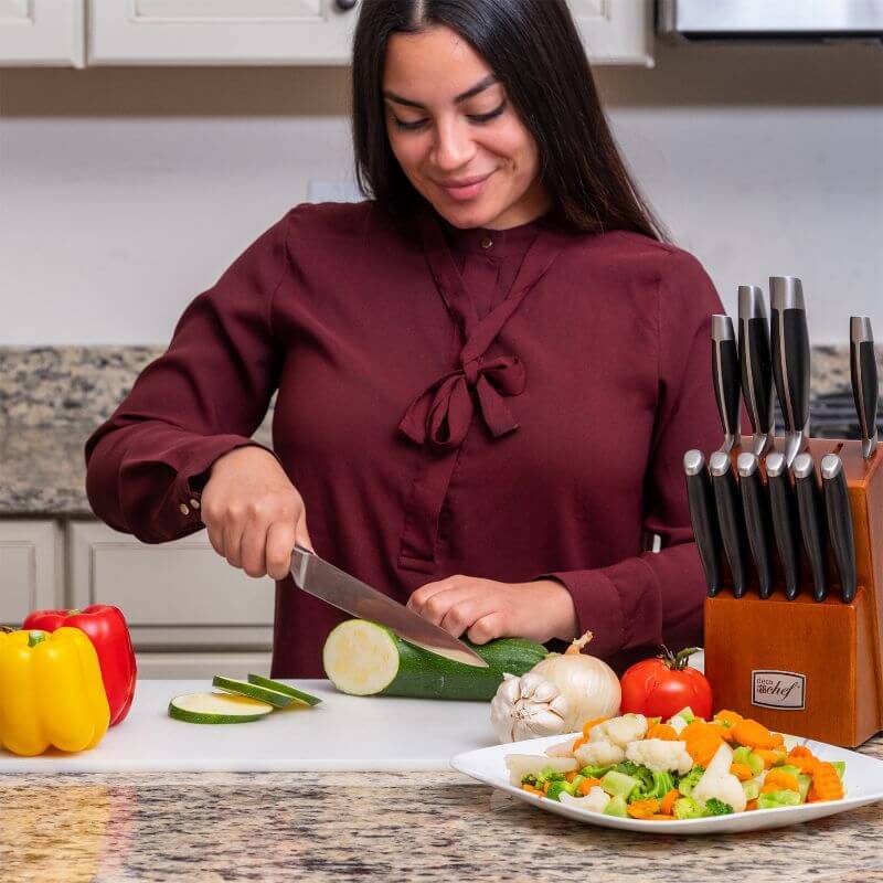 Deco Chef Gourmet 12 Piece Knife Set with Storage Block w/ Deco Chef Cut Resistant Gloves - Image 3