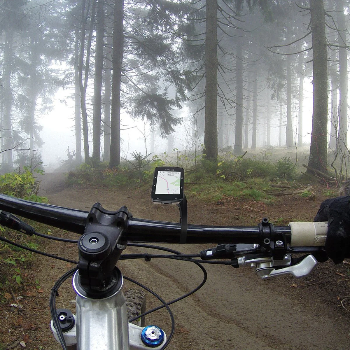 Deco Essentials Bike Mount for Garmin Edge GPS Series - Image 8