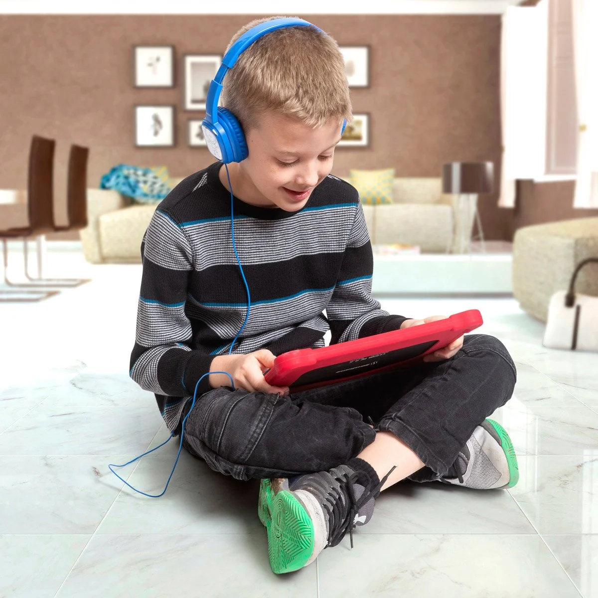 Deco Gear Kids' Over-Ear Blue Customizable Doodle Headphones with Safe Ears Volume Limiter - Image 10