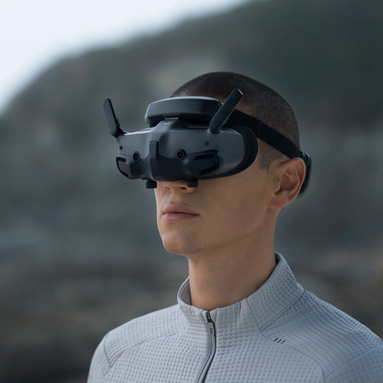 DJI Goggles 3: Immersive FPV with Micro-OLED + 1 Year Protection Pack - Image 6