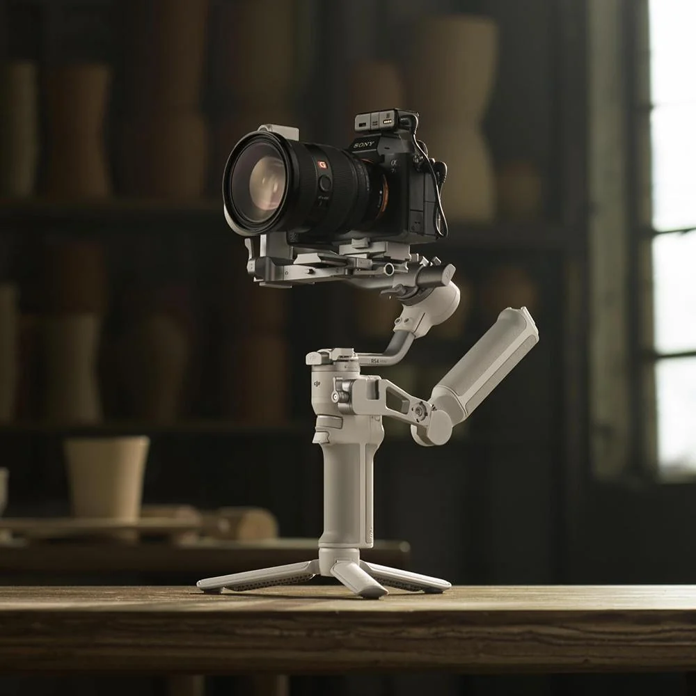 DJI RS4 Mini Combo, Gimbal Stabilizer for Camera, Intelligent Tracking - Open Box - Image 2