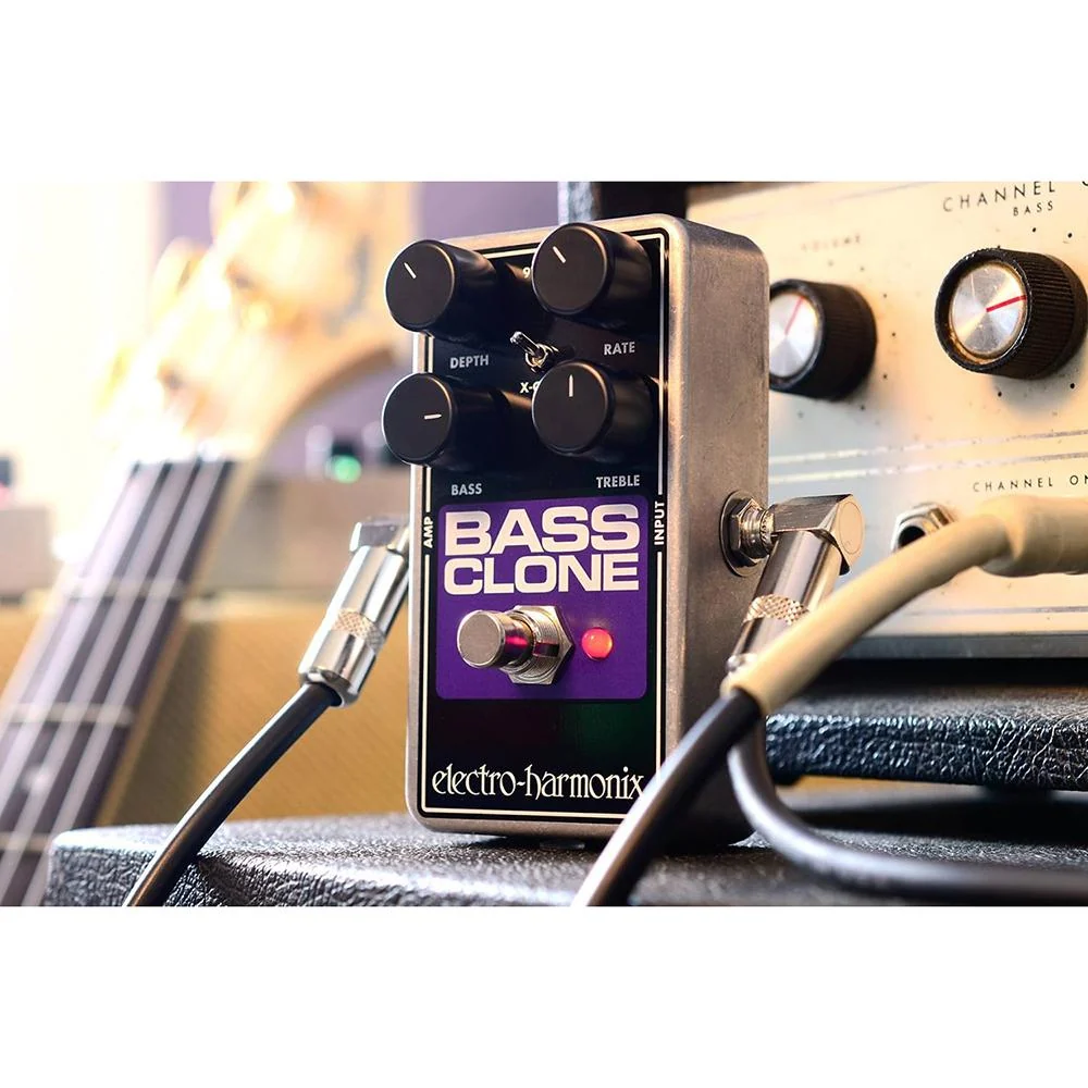 Electro-Harmonix Bass Clone Analog Bass Chorus Pedal - Image 9