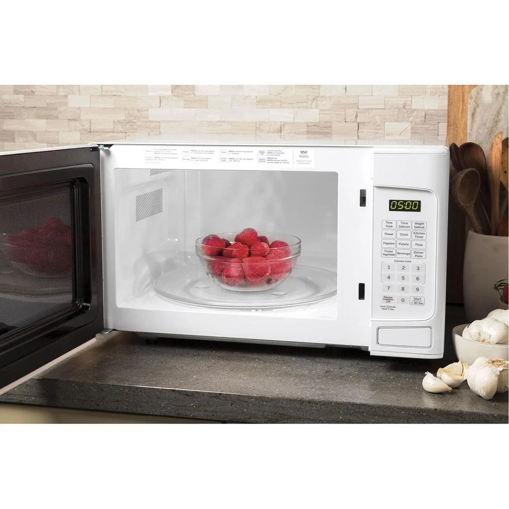 GE 1.1 Cu. Ft. Capacity Countertop Microwave Oven - Open Box - Image 5