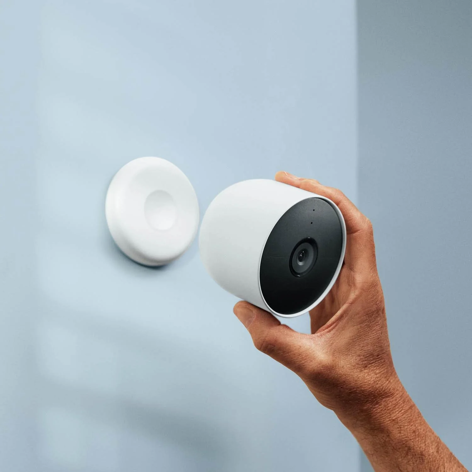 Google Nest 4-Pack Cam (Outdoor or Indoor, Battery) in Snow (GA01894-US) - Image 2