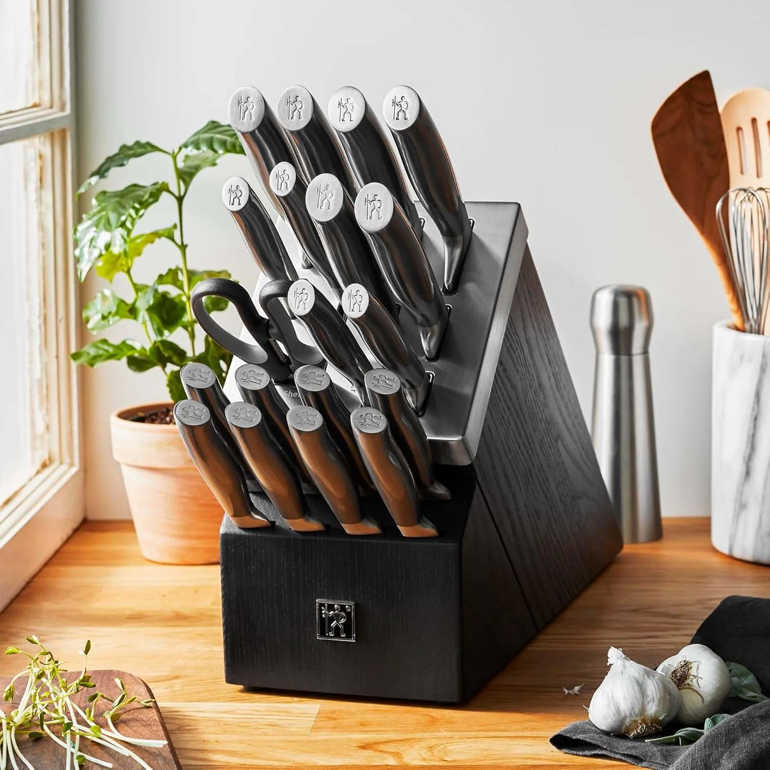 HENCKELS Graphite 20-pc Self-Sharpening Knife Set with Block - Black - Image 2