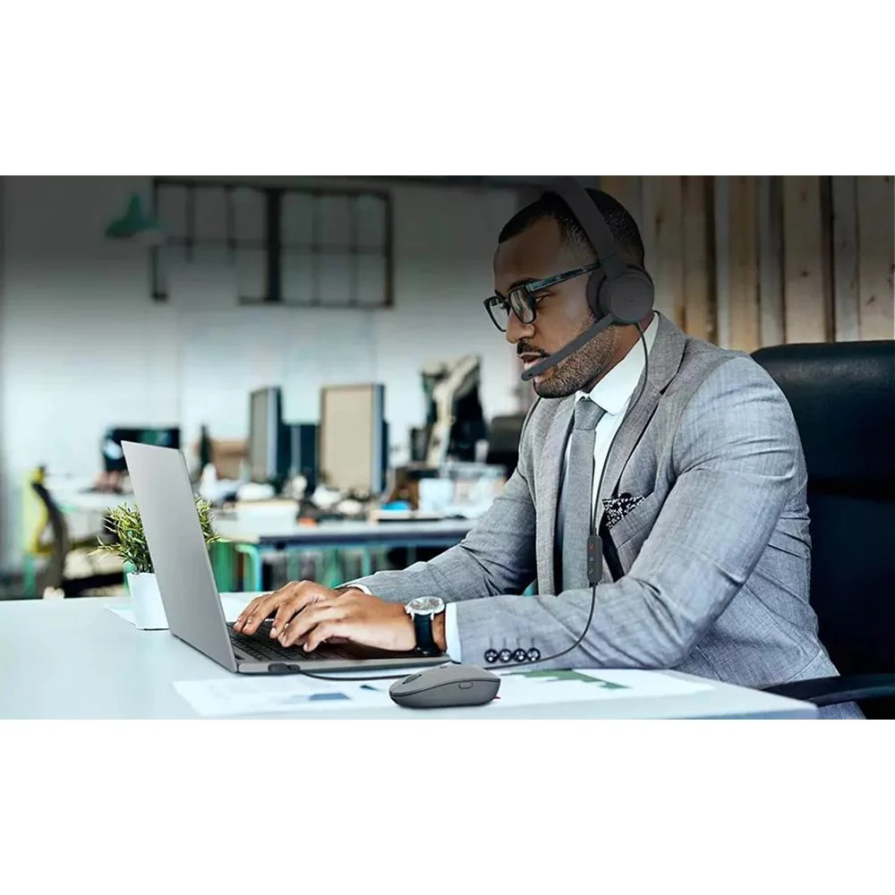 Lenovo Go Wired ANC Headset in Thunder Black - 4XD1C99223 - Image 10