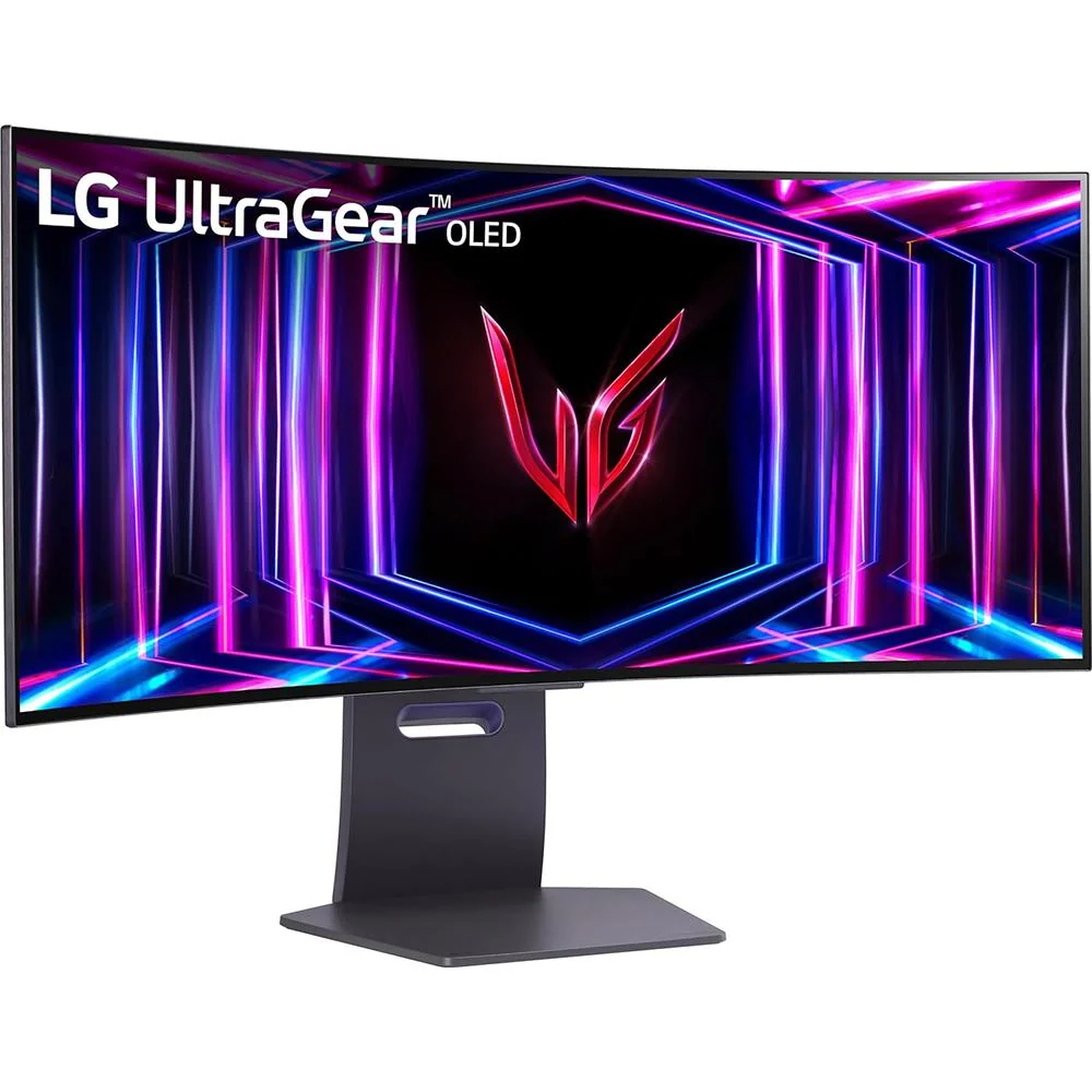 LG 34" UltraGear 1440p OLED Curved Gaming Monitor + 26 Months Protection Bundle - Image 4