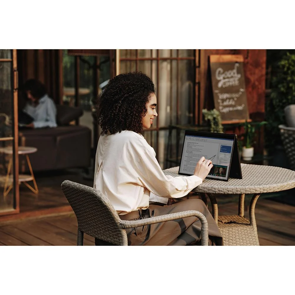 LG gram Pro 16" Intel Ultra 7 32GB, 2TB 2-in-1 Touch Laptop with Copilot AI - Image 12