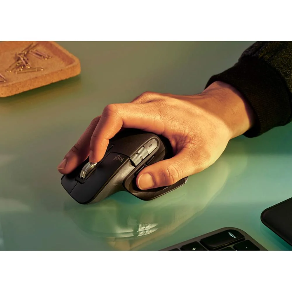 Logitech MX Keys S Combo for Mac, Wireless Keyboard, Mouse, Palm Rest - Space Grey - Image 8
