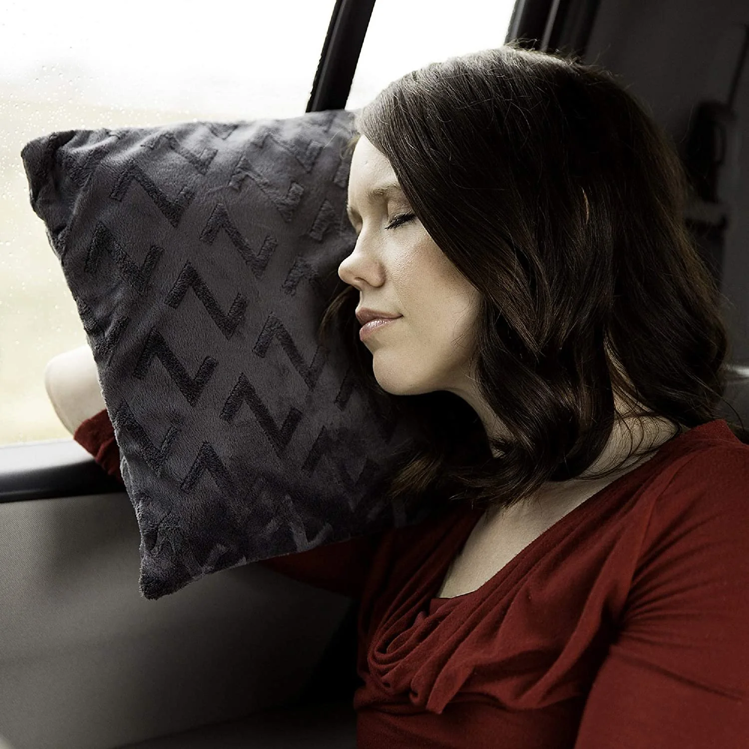 Malouf Z Travel Dough Memory Foam Pillow with Removable Bamboo Velour Rayon Cover - Image 5