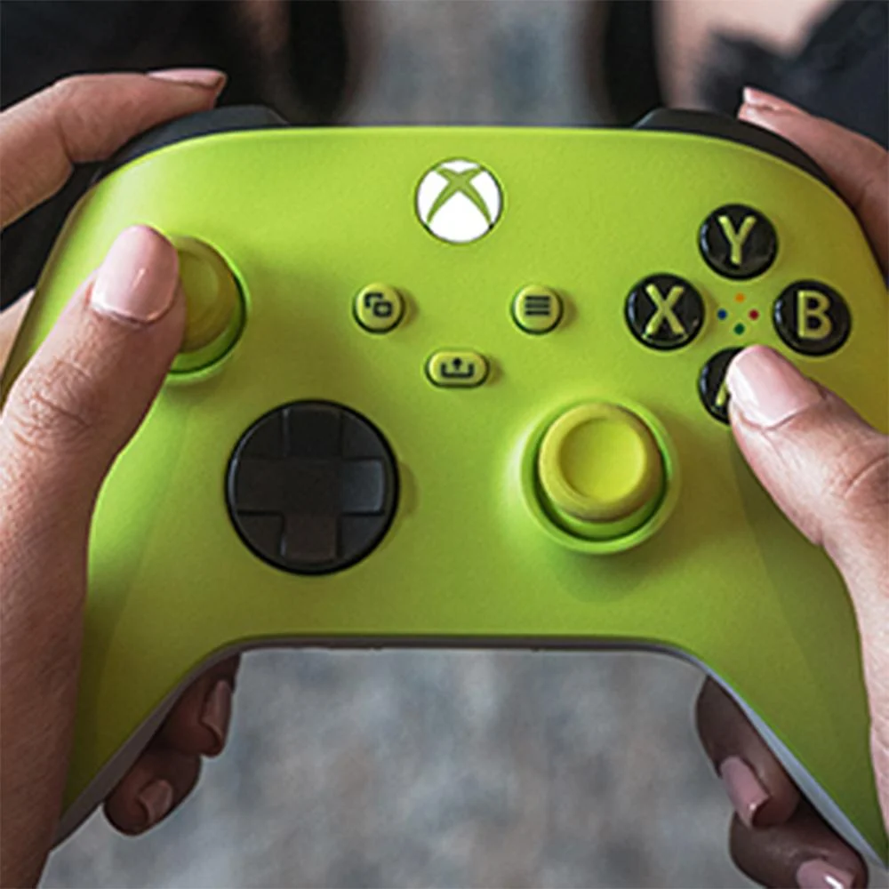 Microsoft Xbox Wireless Controller for Xbox Series X/S Electric Volt 2 Pack - Image 6