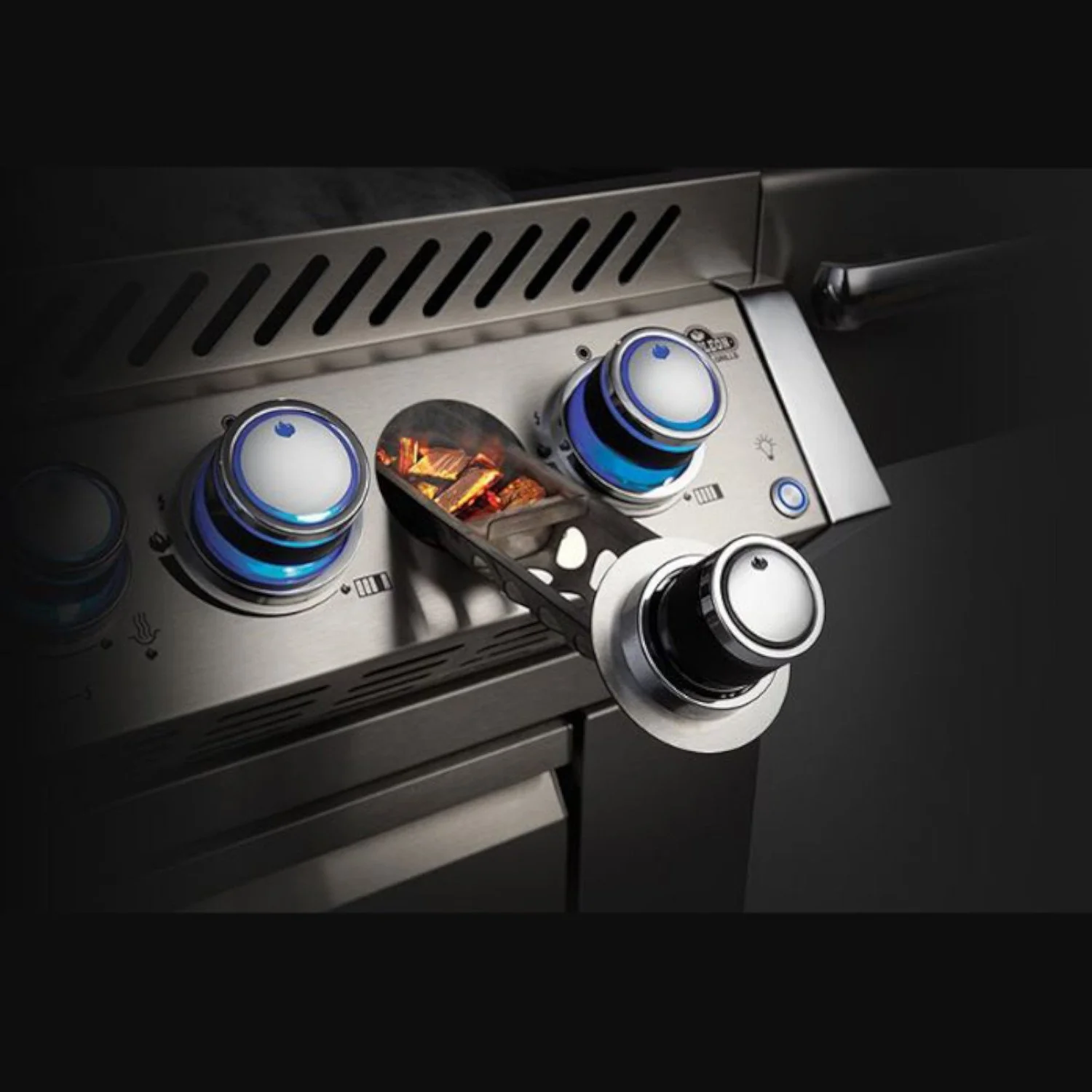 Napoleon Prestige PRO 665 RSIB Propane Outdoor Grill with 5 Burners - PRO665RSIBPSS-3 - Image 8