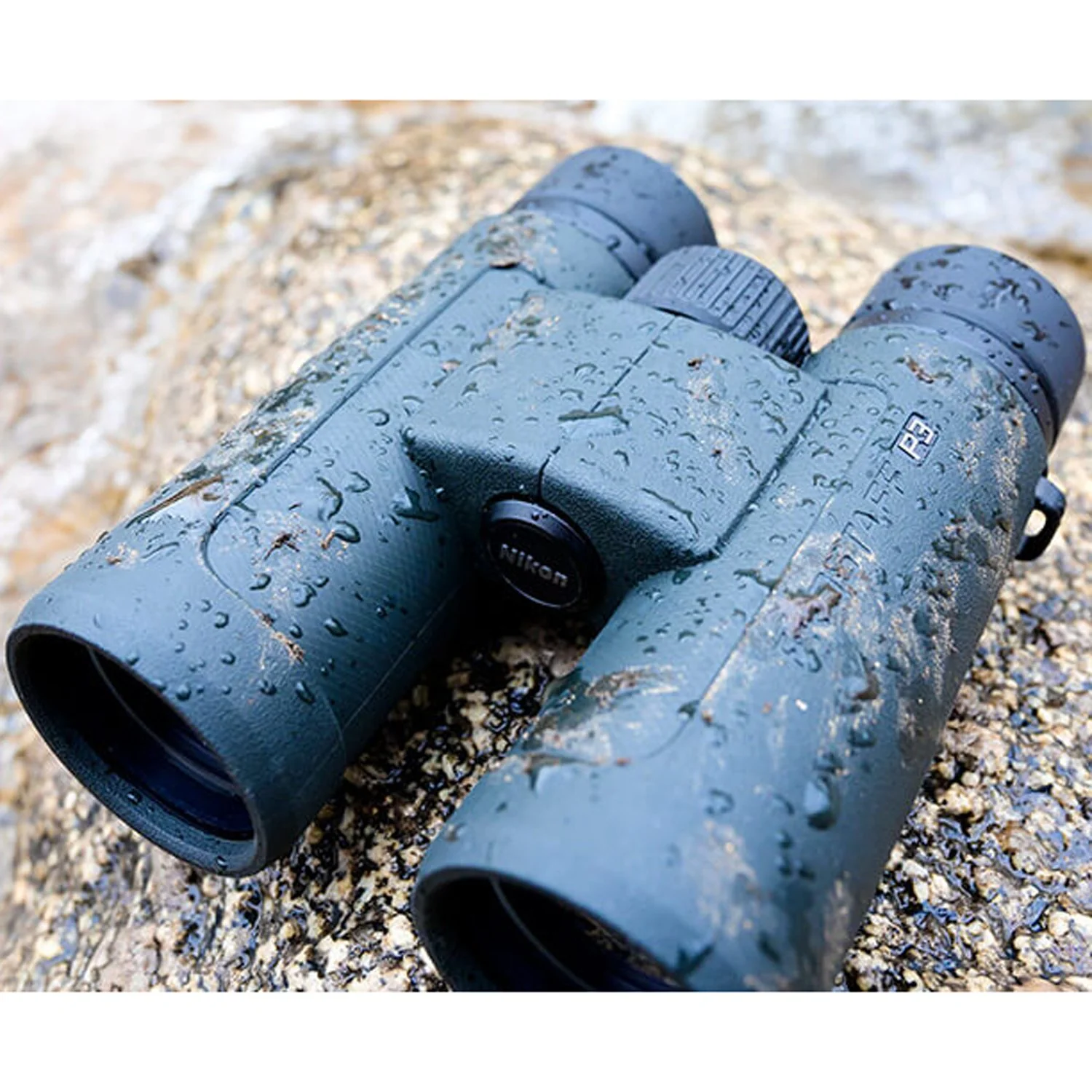 Nikon PROSTAFF P3 10X42 Binoculars (16777) - Image 10