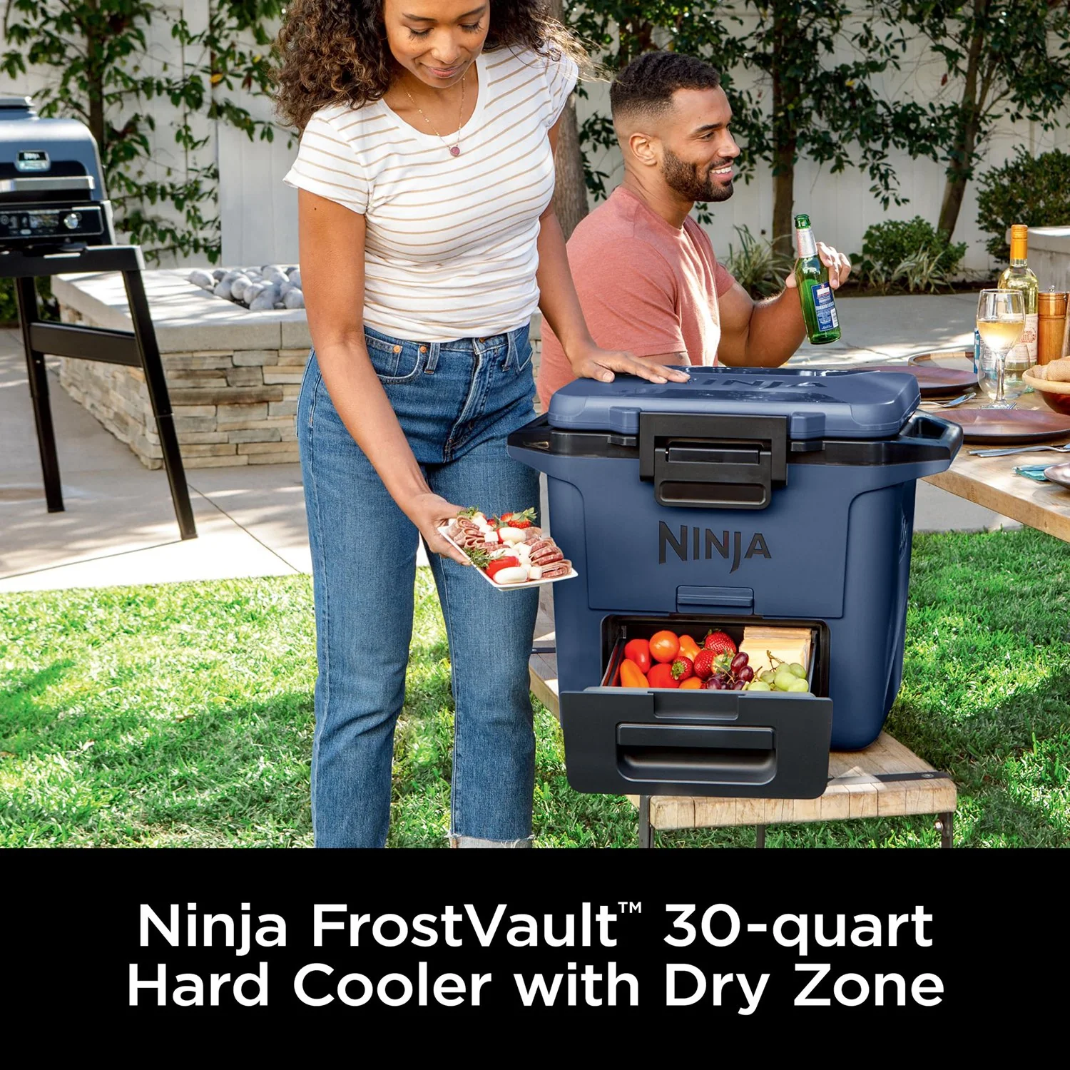 Ninja FB131BL FrostVault 30qt Hard Cooler with Dry Zone, Lakeshore Blue - Refurbished - Image 2