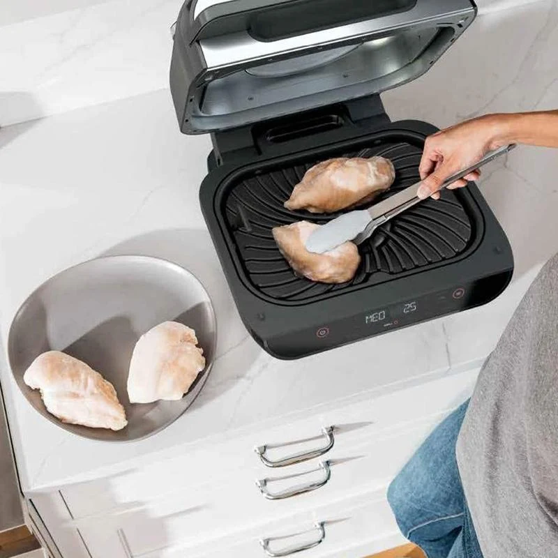Ninja FG551 Foodi Smart XL 6-in-1 Indoor Grill w/ 4-Quart Air Fryer - Factory Renewed - Image 4