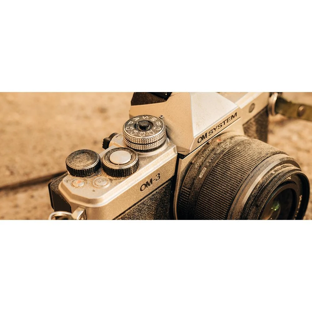OM SYSTEMS Olympus OM-3 Mirrorless Micro Four Thirds Lens System Camera + 64GB Memory - Image 13