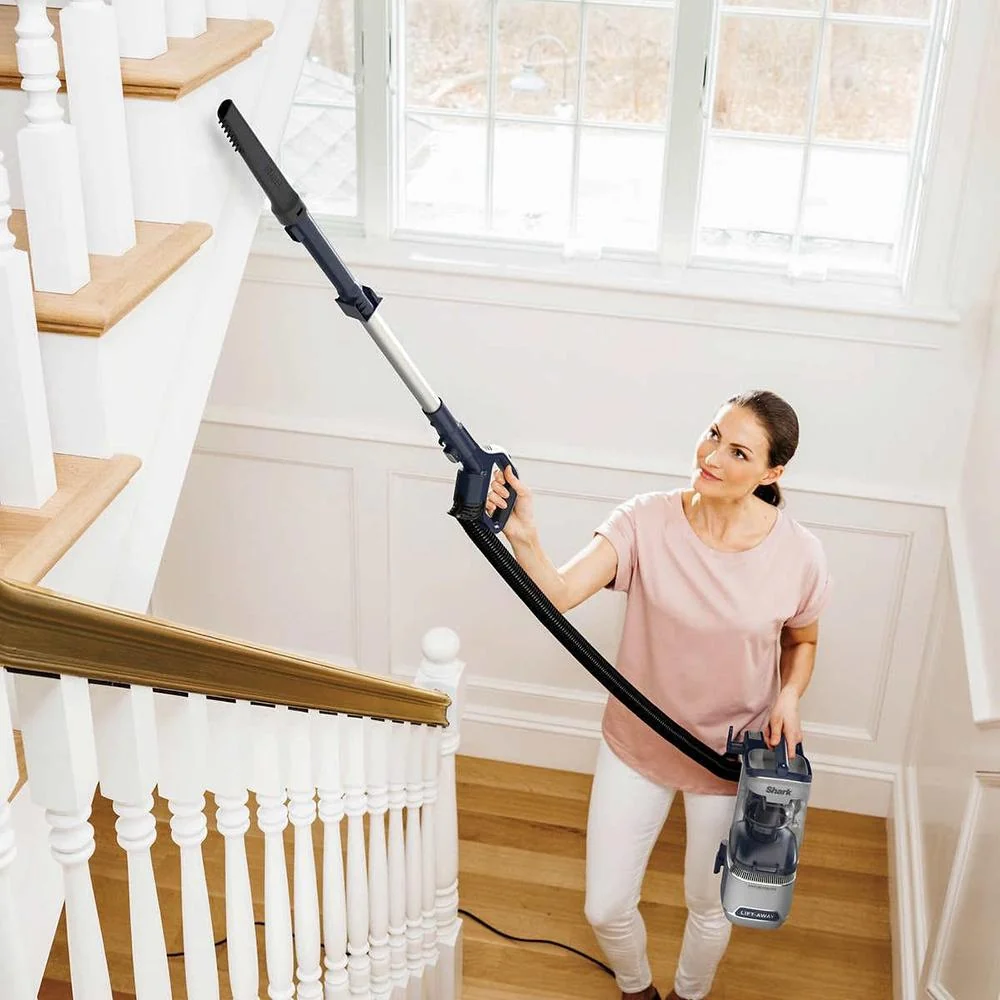 Shark UV900 Pet Performance Plus Lift-Away Upright Vaccum - Refurbished - Image 7