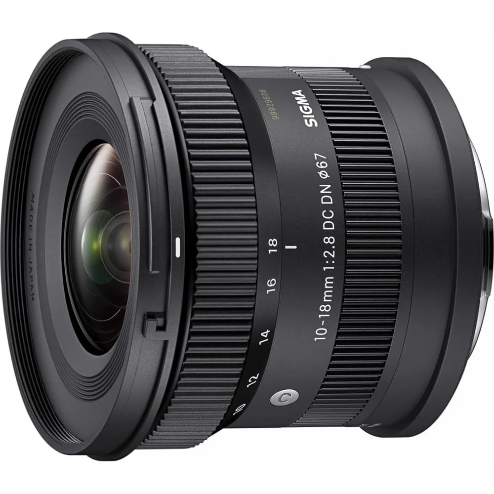 Sigma 10-18mm F2.8 DC DN | Contemporary Lens Mount (Canon RF) - Open Box - Image 3