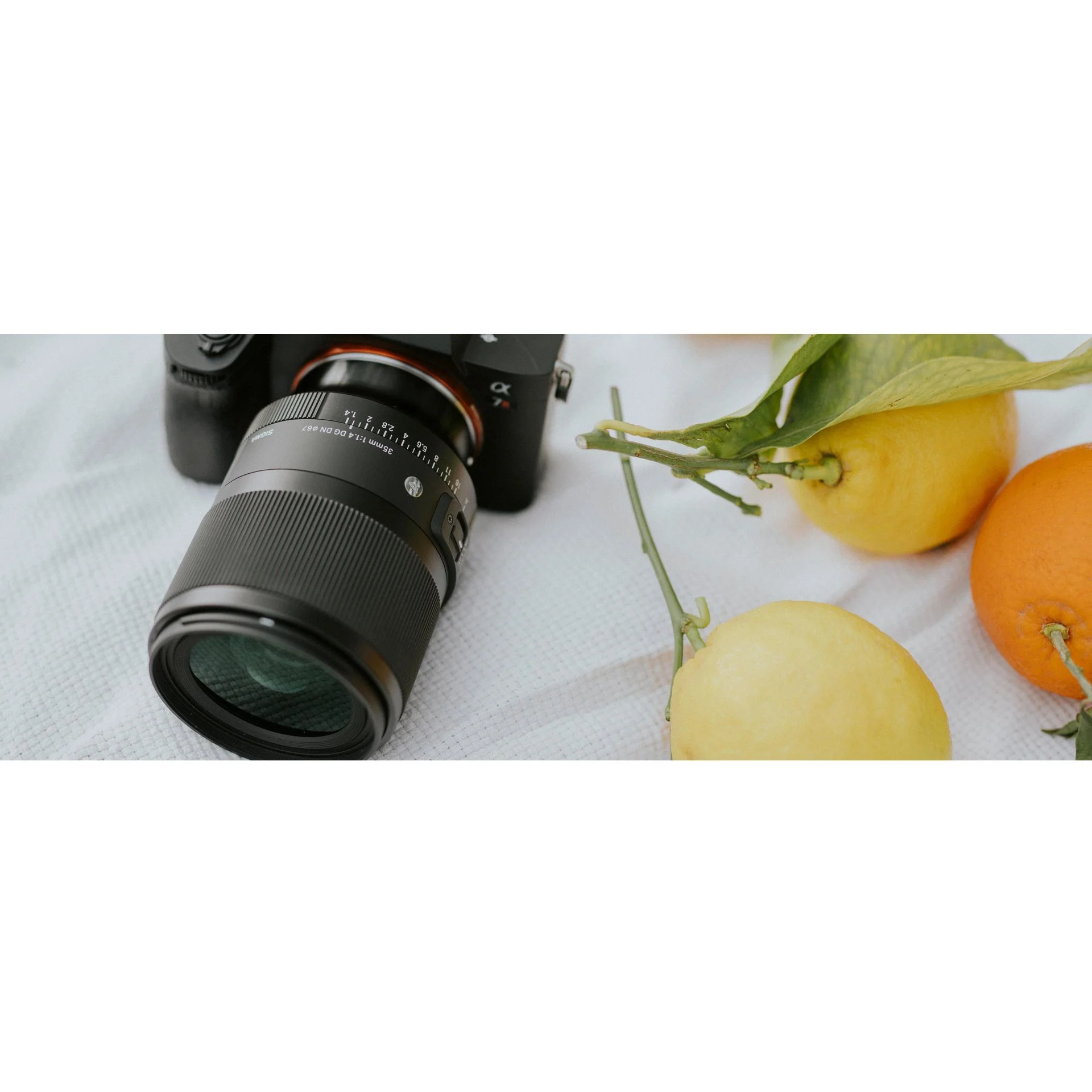 Sigma 35mm F1.4 DG DN Art Lens For Sony E-Mount Mirrorless Cameras 303965 - Image 9