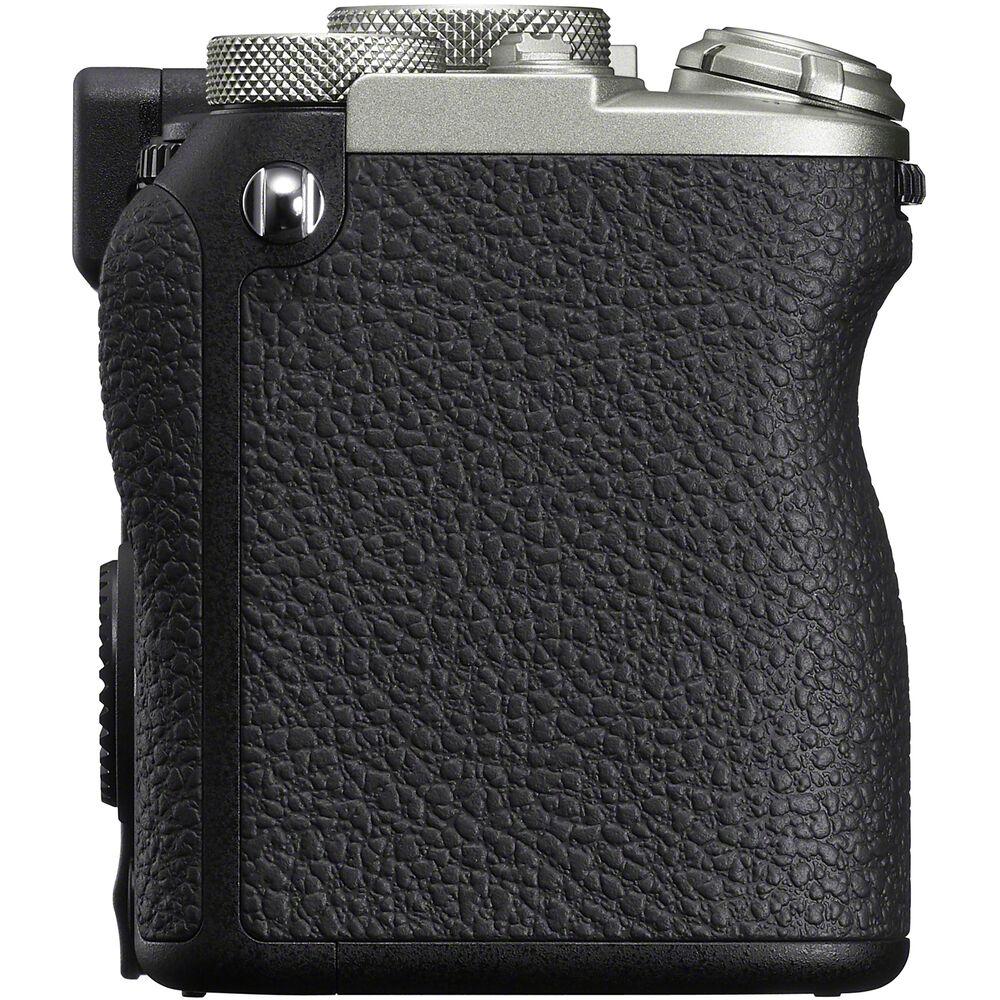 Sony a7C II Full Frame Mirrorless Camera Body Silver + ACCVC2 Vlogger Kit Bundle - Image 7