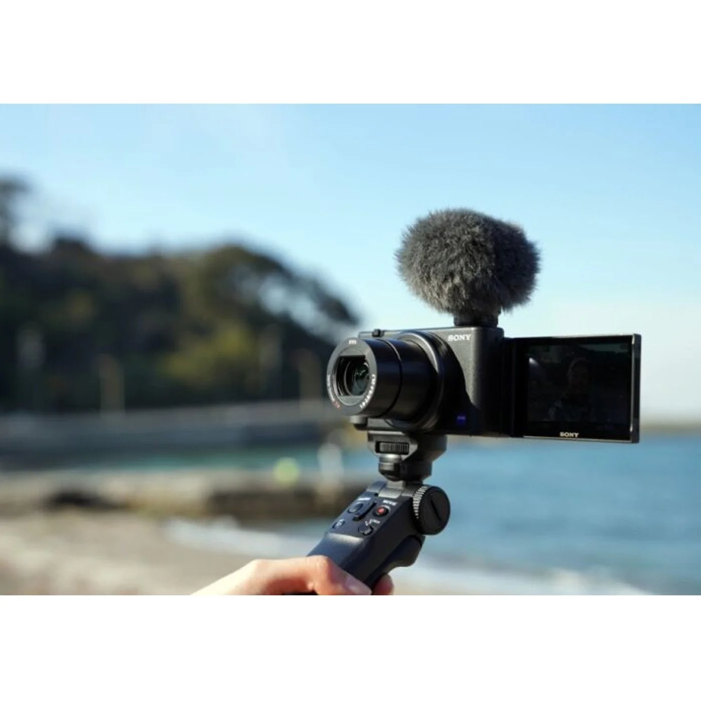 Sony Creator Accessory Kit II (Wireless Shooting Grip + Vlogger Shotgun Microphone) - Image 11