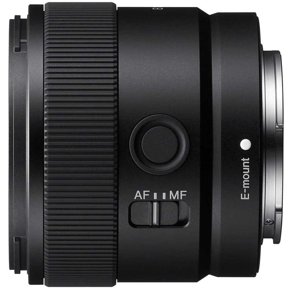 Sony E 11mm F1.8 APS-C Ultra-Wide-Angle Prime for APS-C Cameras with 64GB Card - Image 5