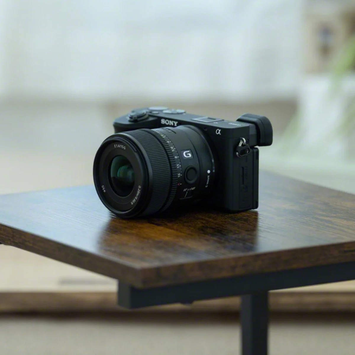 Sony E 15mm F1.4 G APS-C Large-Aperture Wide-Angle G Lens SEL15F14G (Open Box) - Image 16