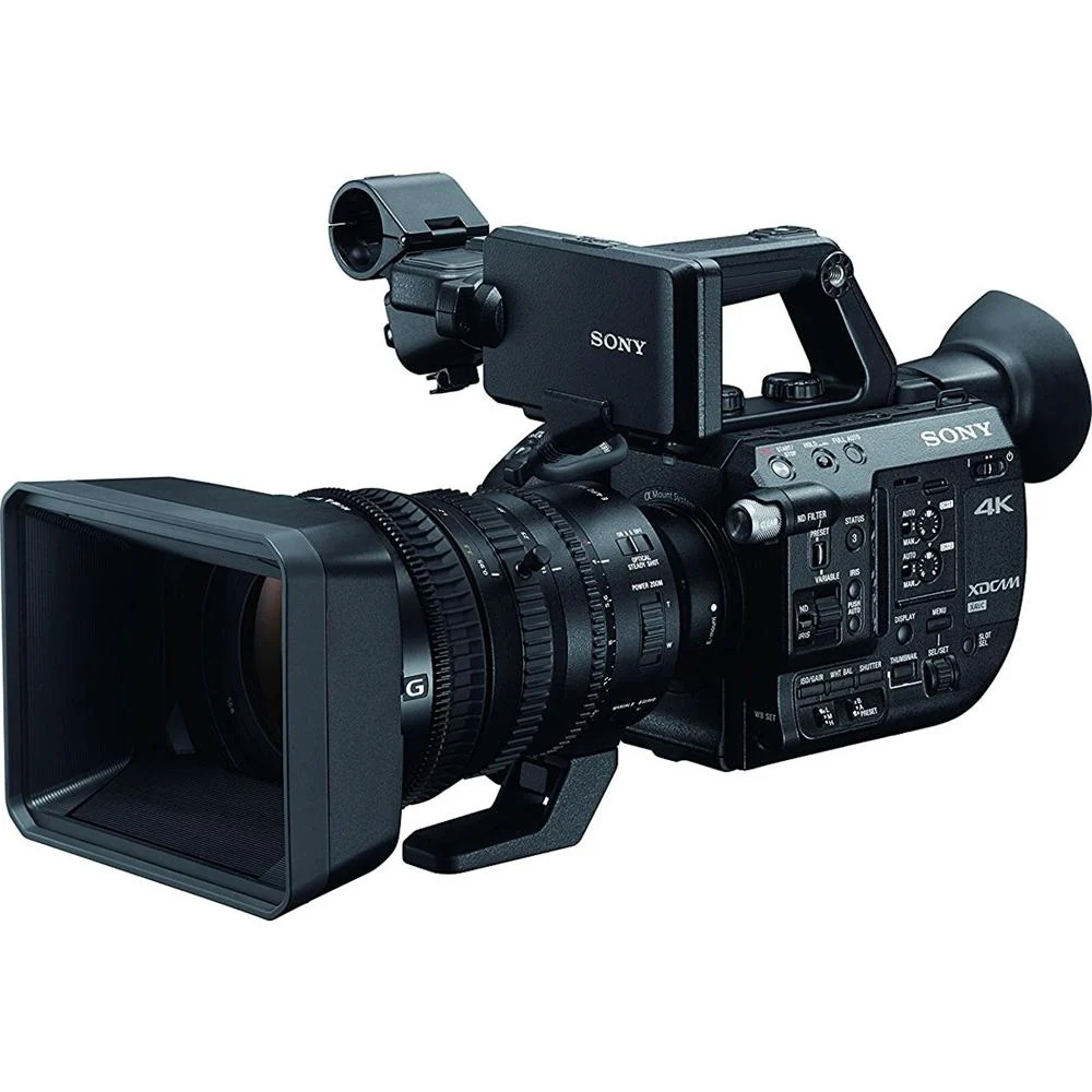 Sony E PZ 18-110mm APS-C / Super 35mm F4 G OSS Power Zoom Lens w/ Tripod Bundle - Image 7