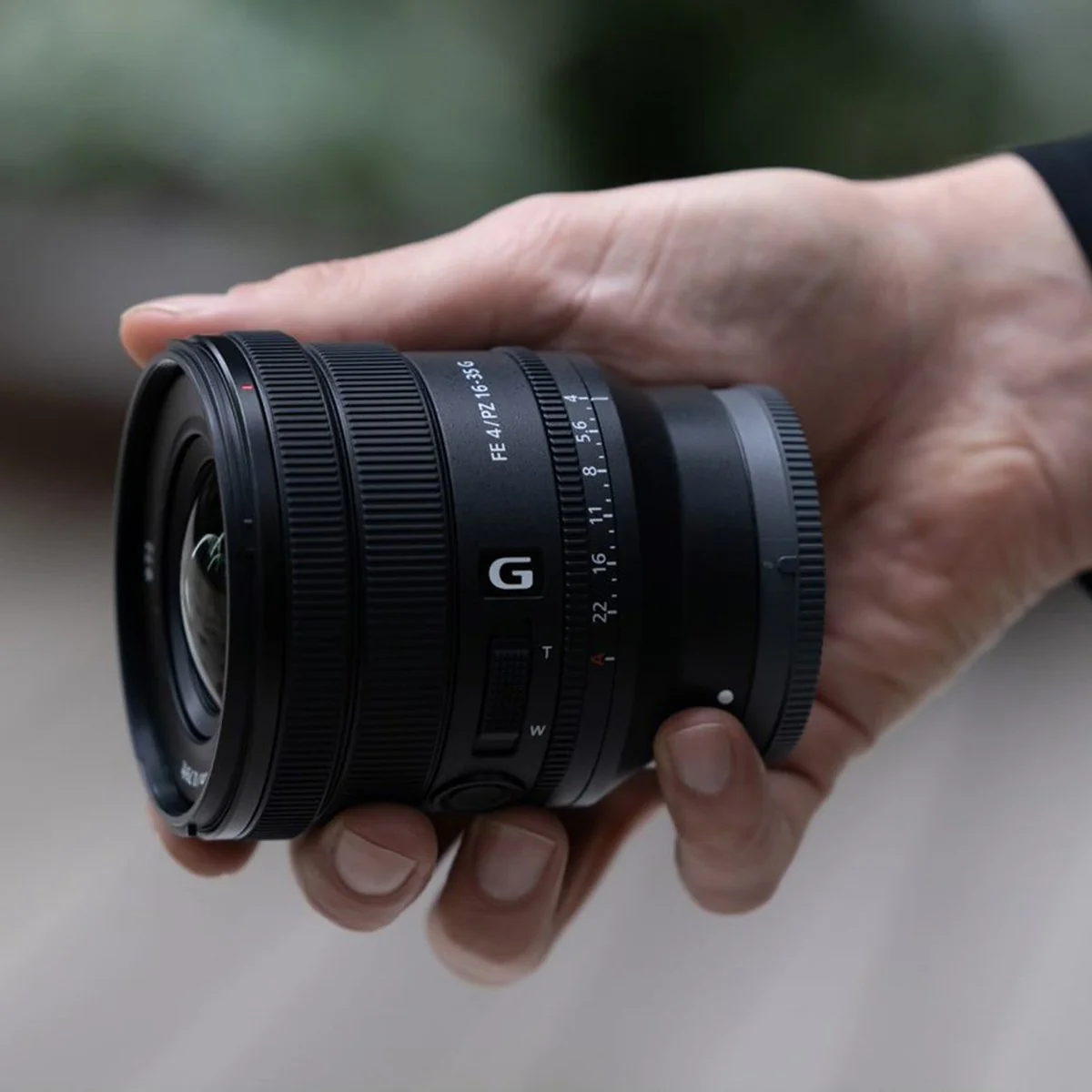 Sony FE PZ 16-35mm F4 G Full Frame Wide Angle Power Zoom E-Mount Lens SELP1635G - Image 11
