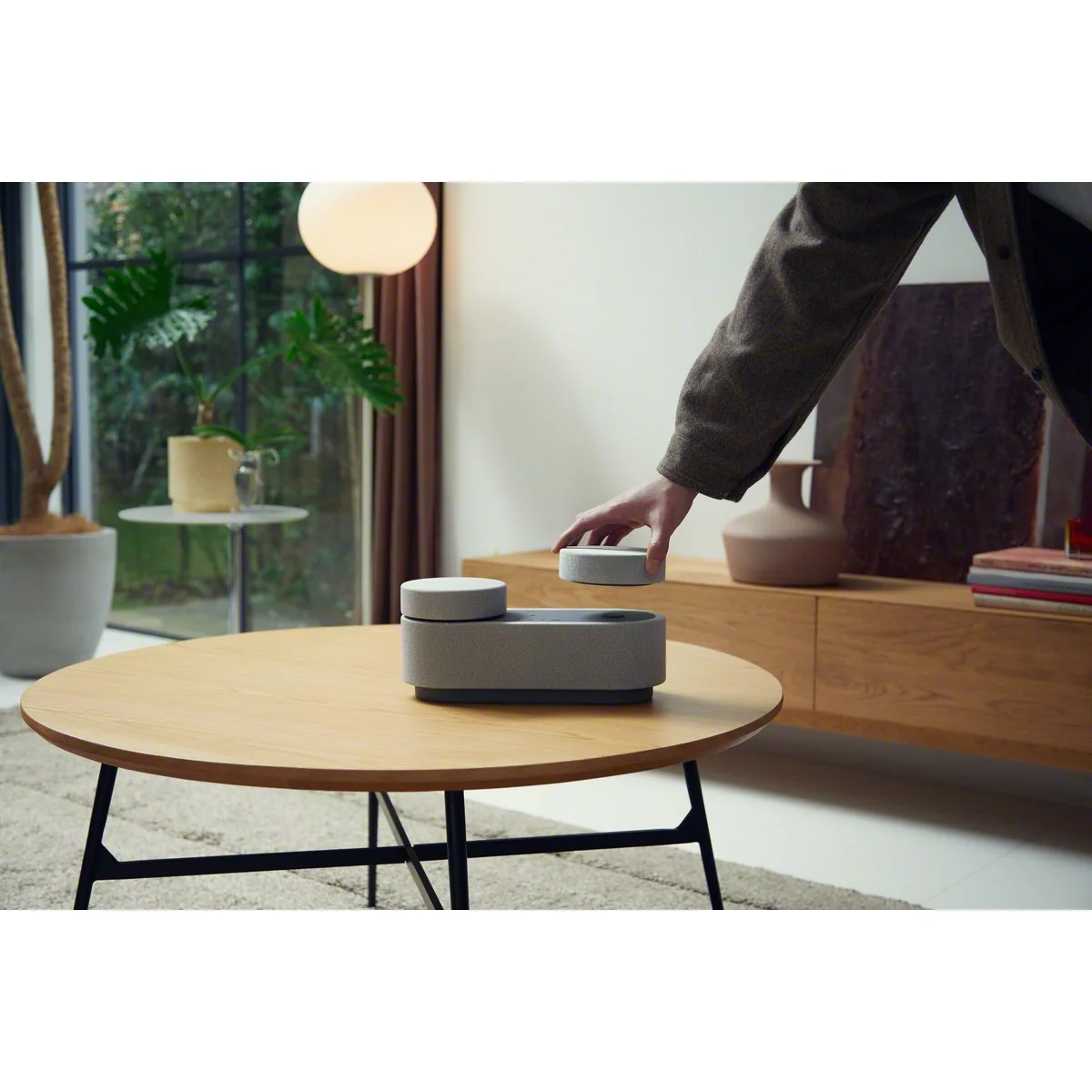 Sony HT-AX7 Portable Theater System with 360 Spatial Sound Mapping - Image 3