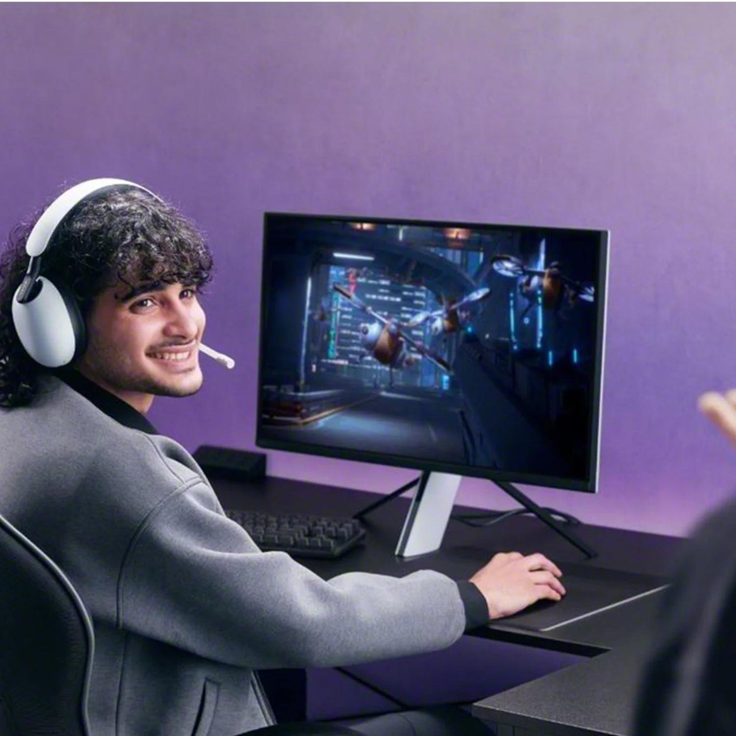 Sony INZONE H9 Wireless Noise Cancelling Gaming Headset, Black - WHG900N/B - Image 9