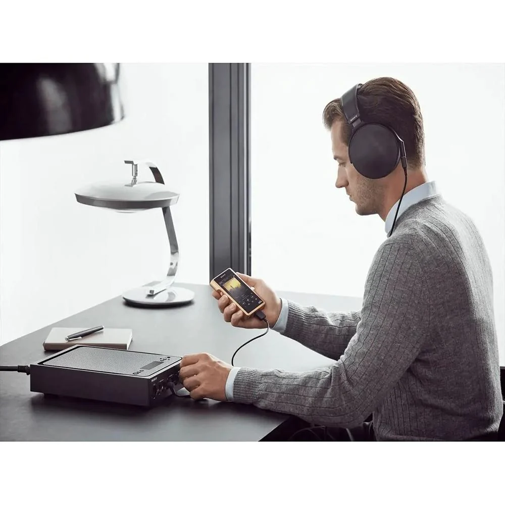 Sony MDR-Z1R Signature Closed Dynamic Hi-Res Headphones w/ Case; Black - Open Box - Image 12