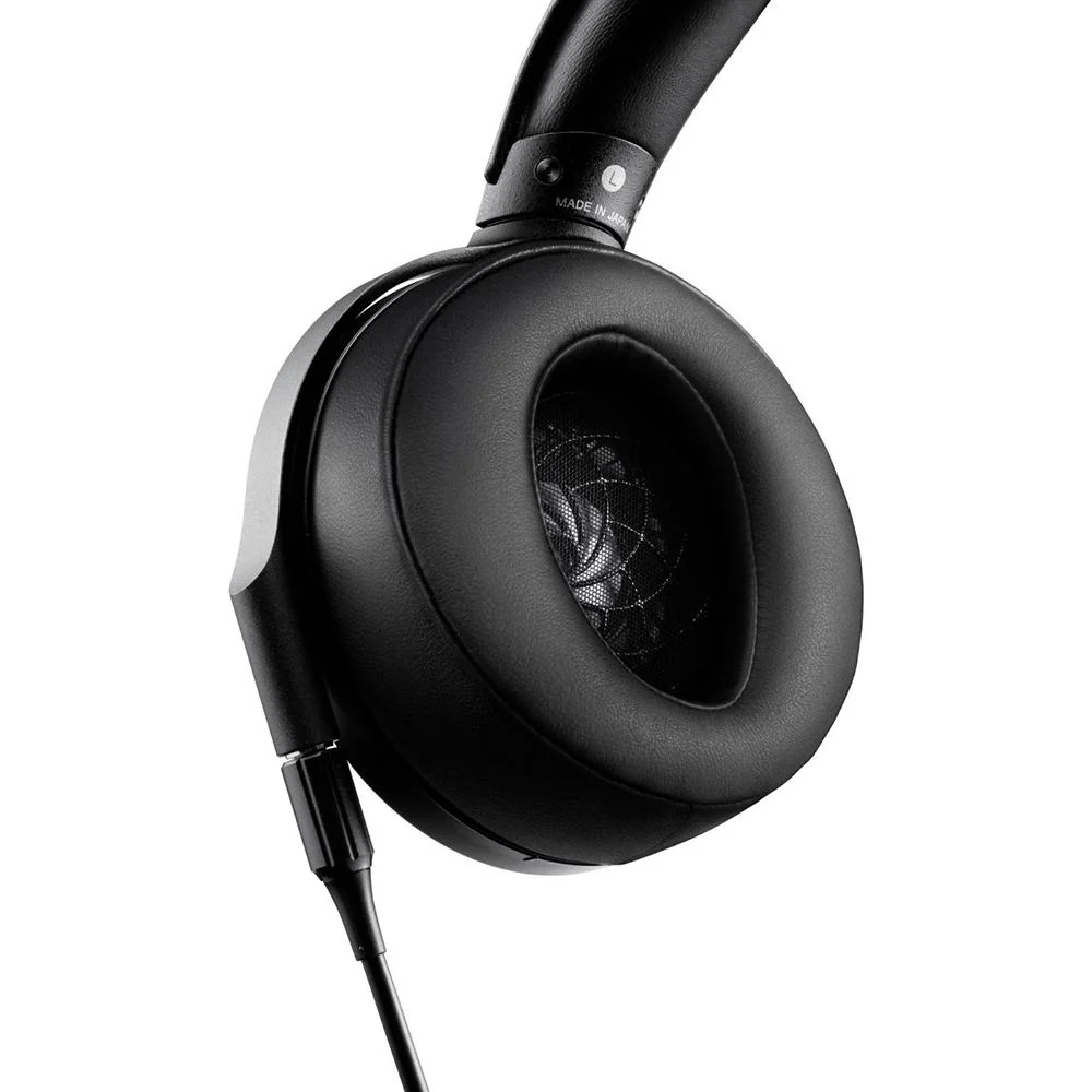 Sony MDR-Z1R Signature Closed Dynamic Hi-Res Headphones w/ Case; Black - Open Box - Image 2