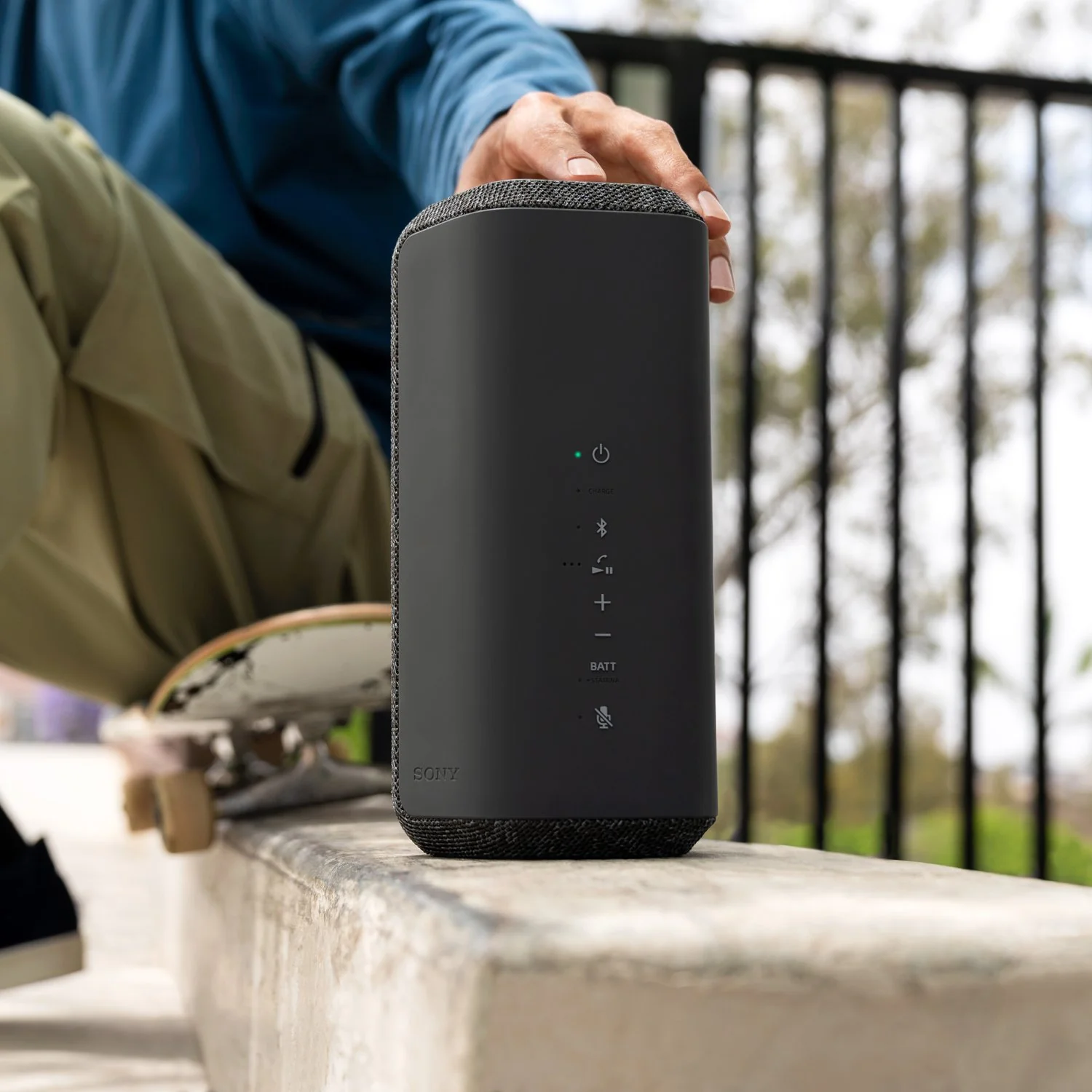 Sony SRSXE300 Portable Bluetooth Speaker, Black + Deco Essential Sling Backpack - Image 10